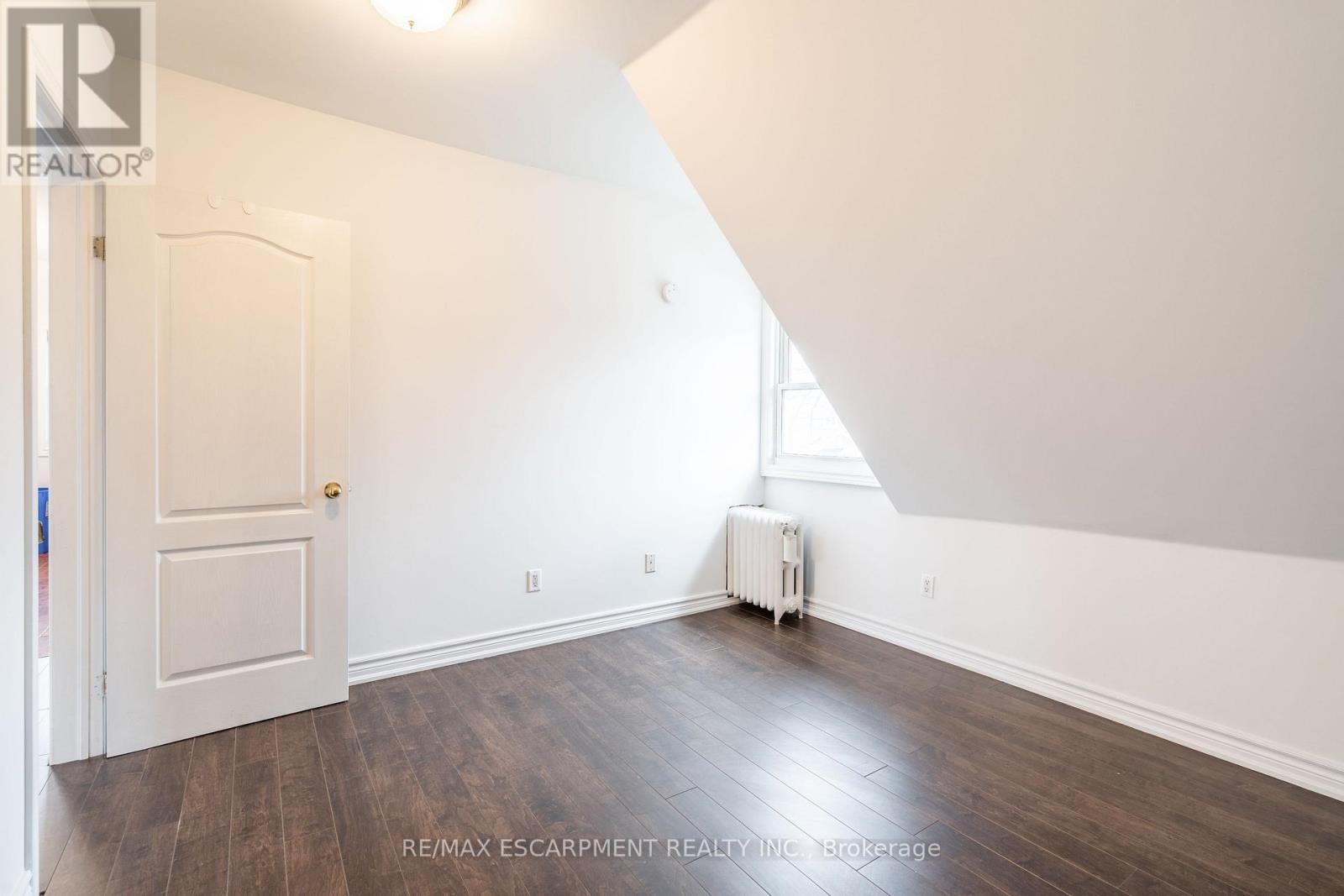 3 - 80 St. Clair Avenue, Hamilton, Ontario  L8M 2N5 - Photo 19 - X12876134