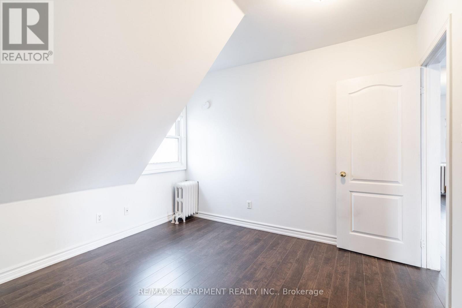 3 - 80 St. Clair Avenue, Hamilton, Ontario  L8M 2N5 - Photo 22 - X12876134