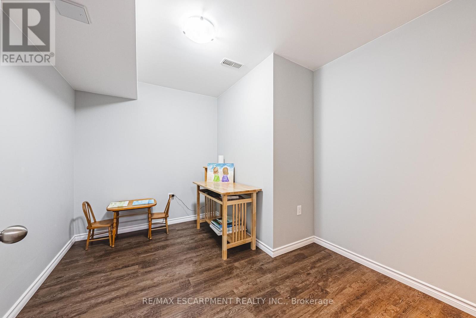 85 Peer Court, Hamilton, Ontario  L9K 0C5 - Photo 34 - X12876150