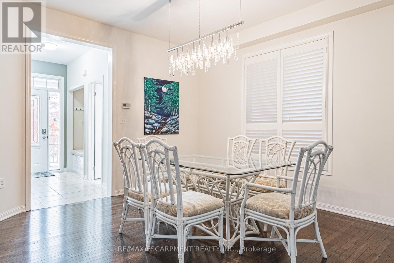 85 Peer Court, Hamilton, Ontario  L9K 0C5 - Photo 7 - X12876150