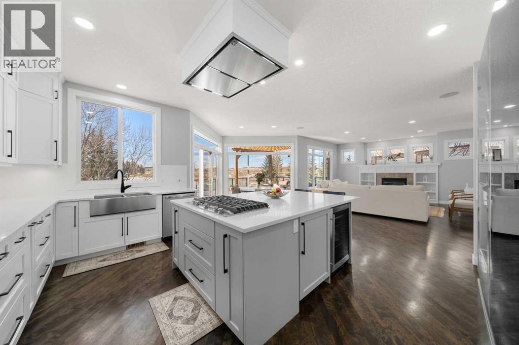 444 Crystal Green Manor, Okotoks, Alberta  T1S 0A3 - Photo 12 - A2288533