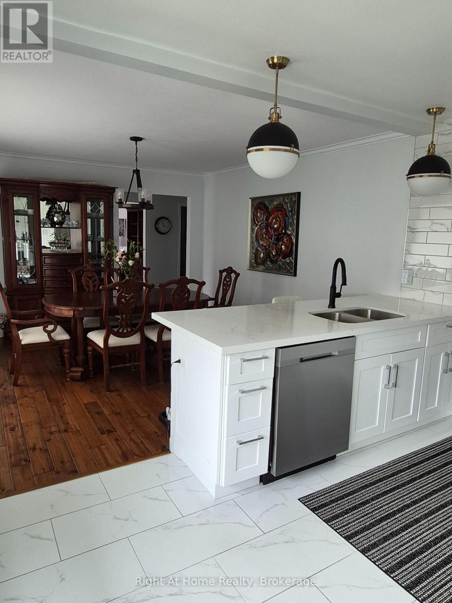 15414 Niagara Parkway, Niagara-On-The-Lake, Ontario  L0S 1J0 - Photo 18 - X12863544