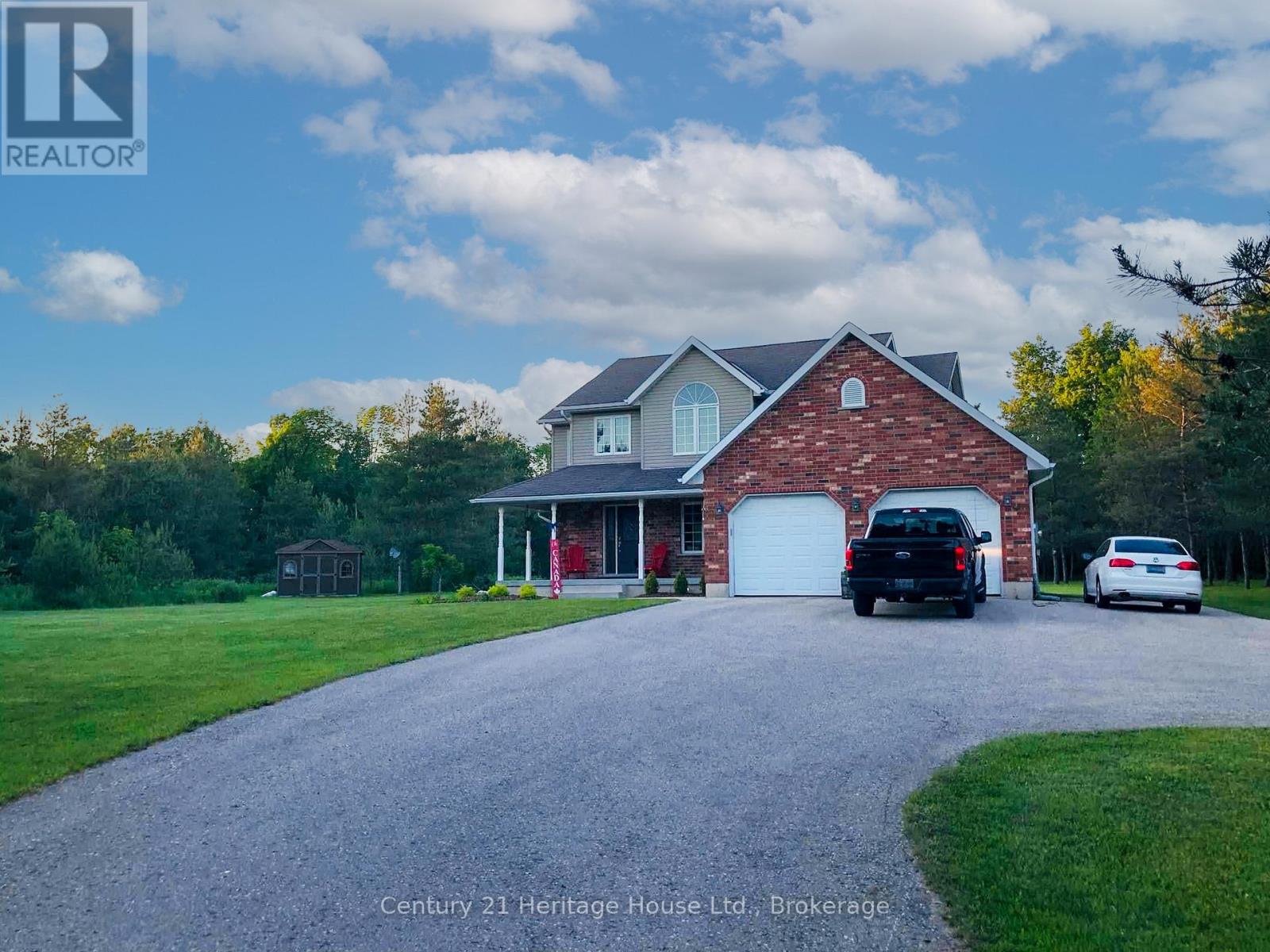 323237 Durham Road E, West Grey, Ontario  N0G 1R0 - Photo 2 - X12827990