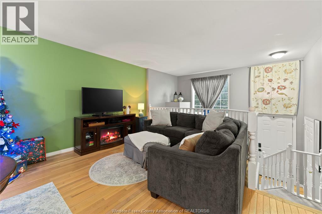 421 Merrill, Lasalle, Ontario  N9J 3R2 - Photo 24 - 26005240