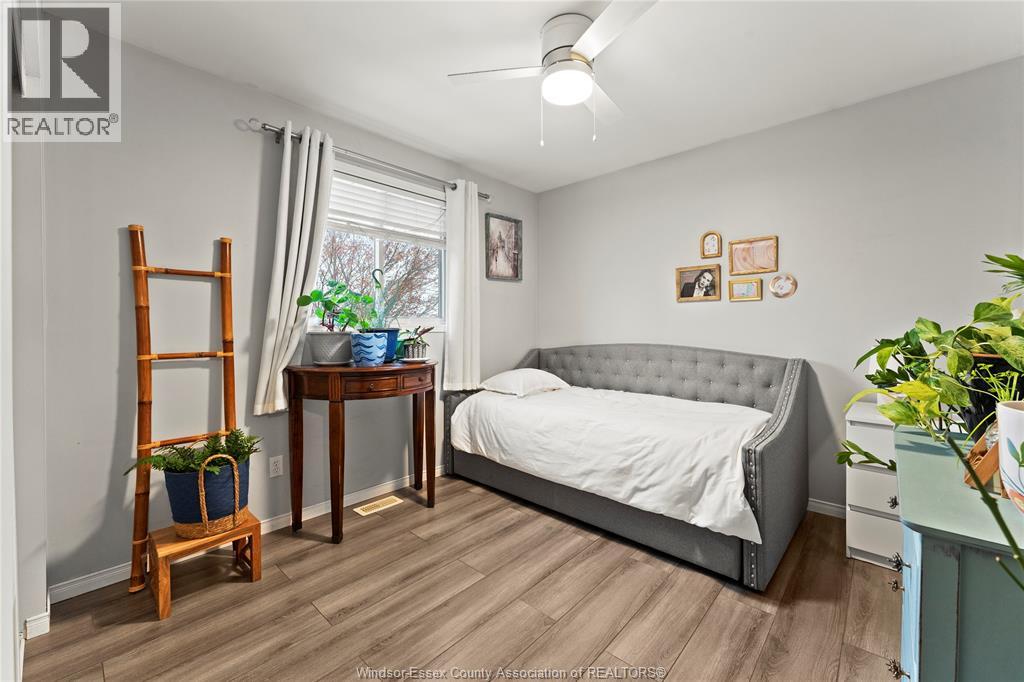 421 Merrill, Lasalle, Ontario  N9J 3R2 - Photo 26 - 26005240