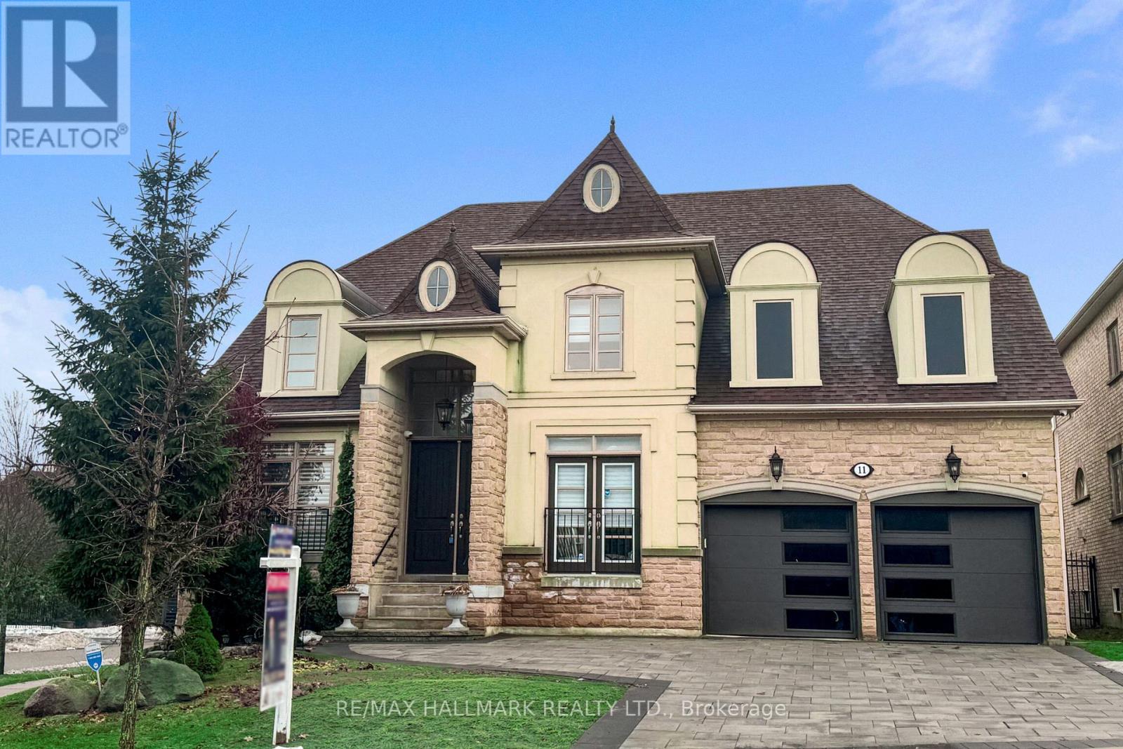 11 PAGEAN DRIVE, Richmond Hill, Ontario