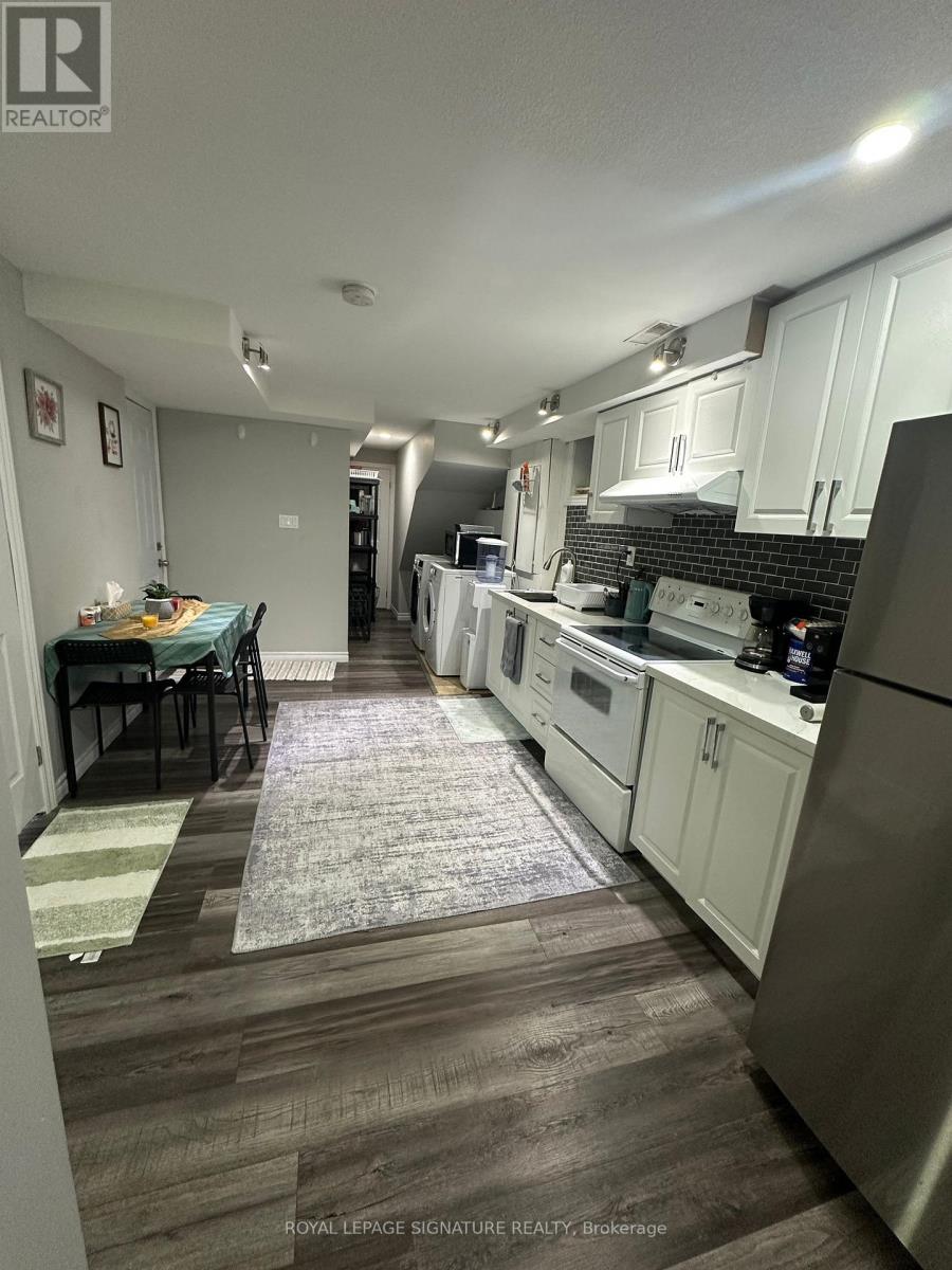 843 Brandenburg Boulevard, Waterloo, Ontario  N2T 2X6 - Photo 3 - X12873000