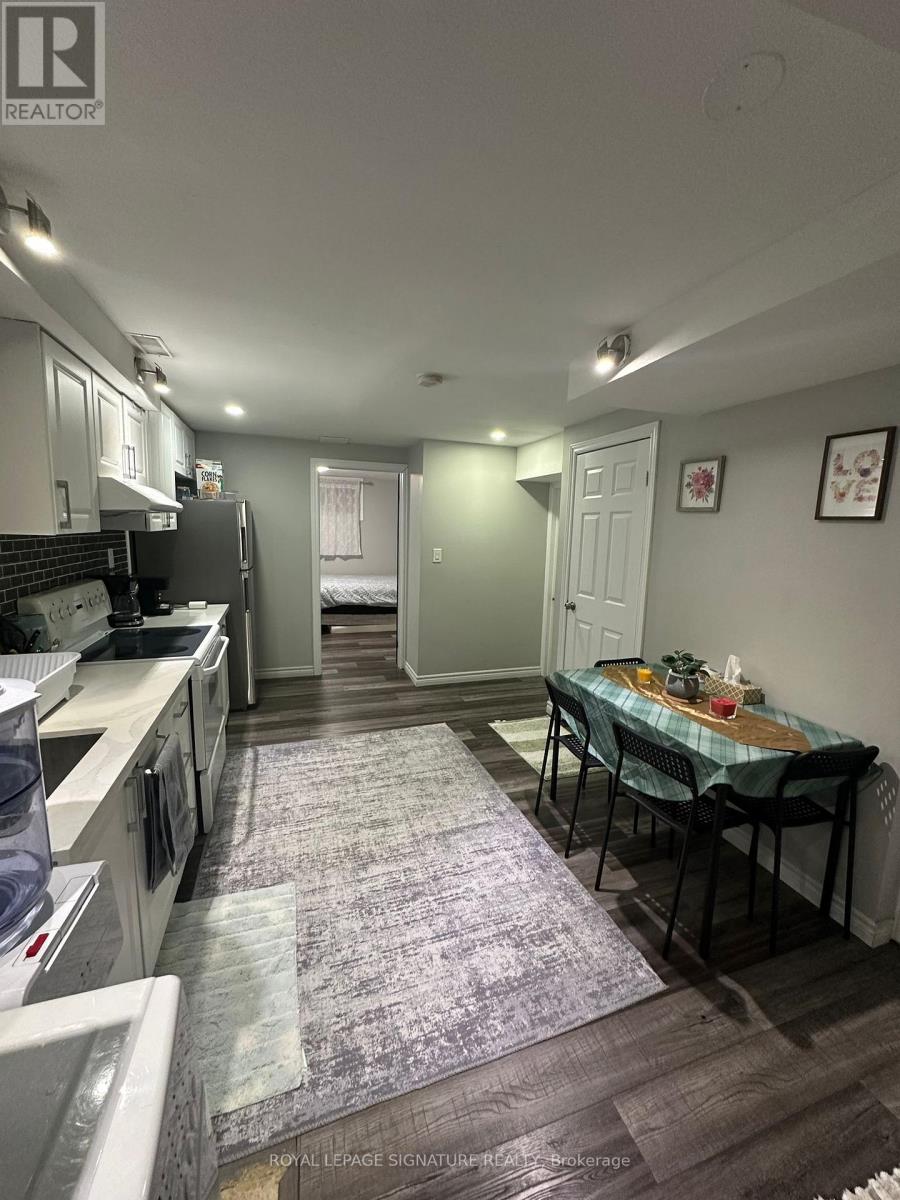 843 Brandenburg Boulevard, Waterloo, Ontario  N2T 2X6 - Photo 5 - X12873000