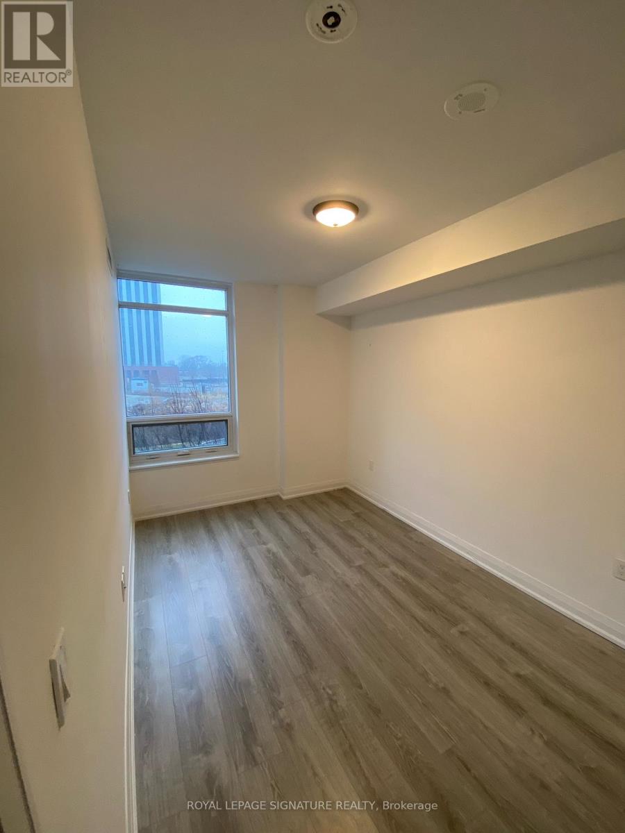 104 - 30 Gibbs Road, Toronto, Ontario  M9B 0E4 - Photo 5 - W12861070