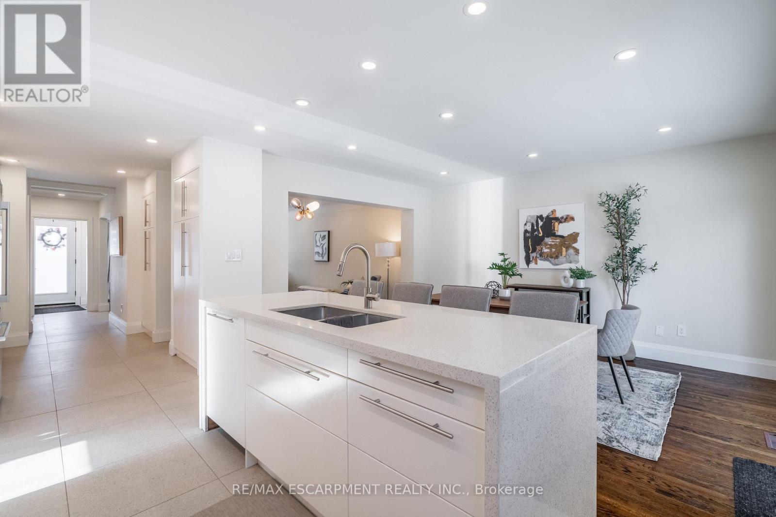 7 Glenmorris Drive, Hamilton, Ontario  L9H 1S5 - Photo 20 - X12875628