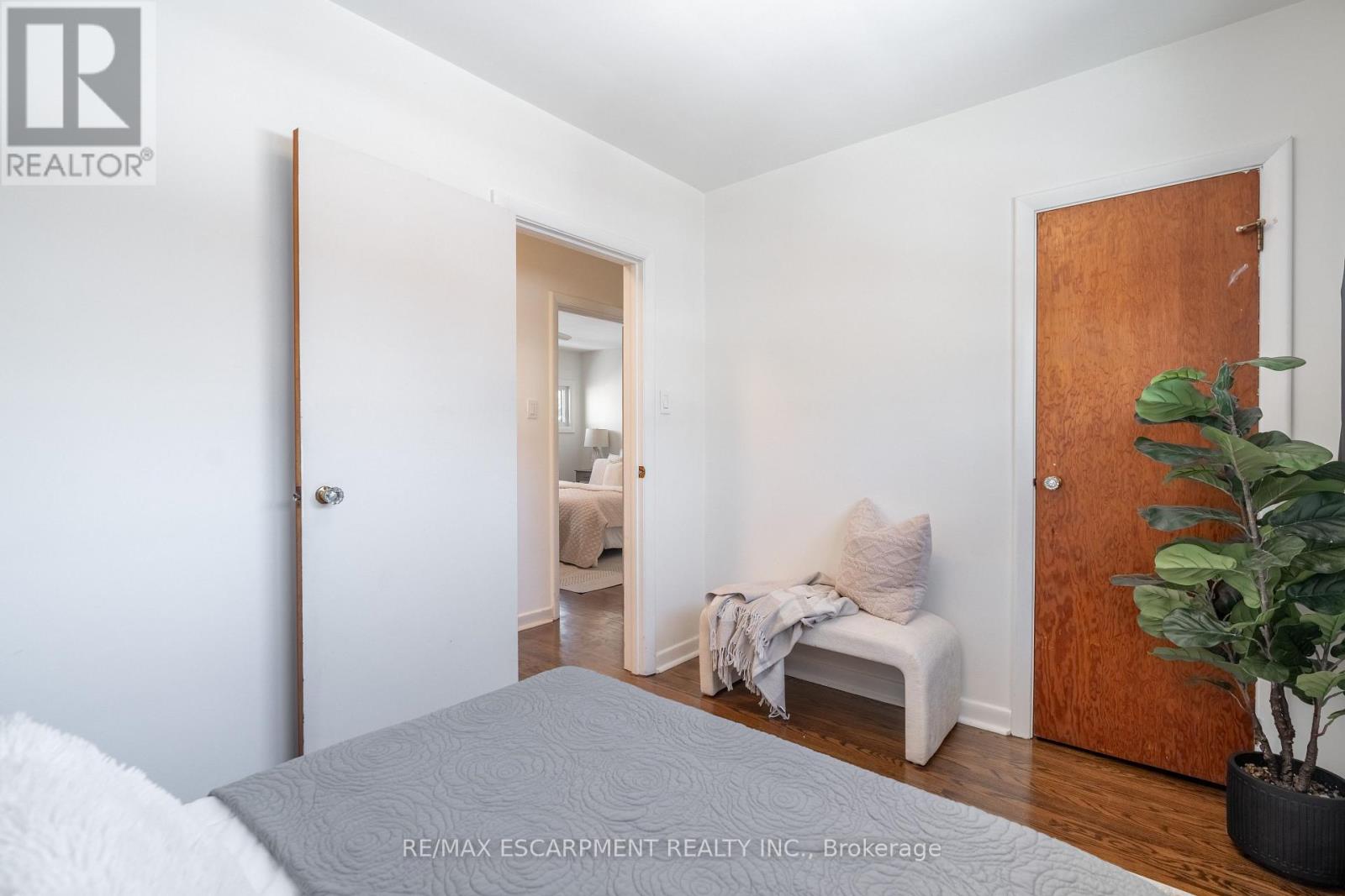 7 Glenmorris Drive, Hamilton, Ontario  L9H 1S5 - Photo 28 - X12875628