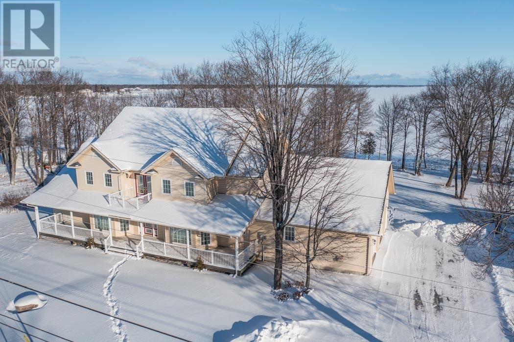 21 Lighthouse Point DR, thessalon, Ontario