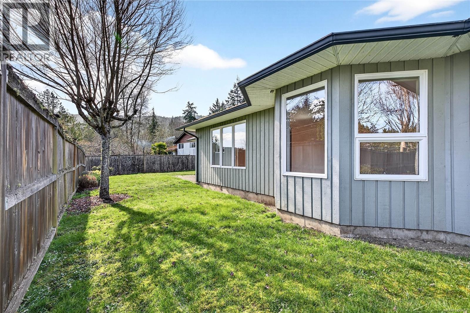 6 235 Park Dr, Salt Spring, British Columbia  V8K 2R6 - Photo 25 - 1028413