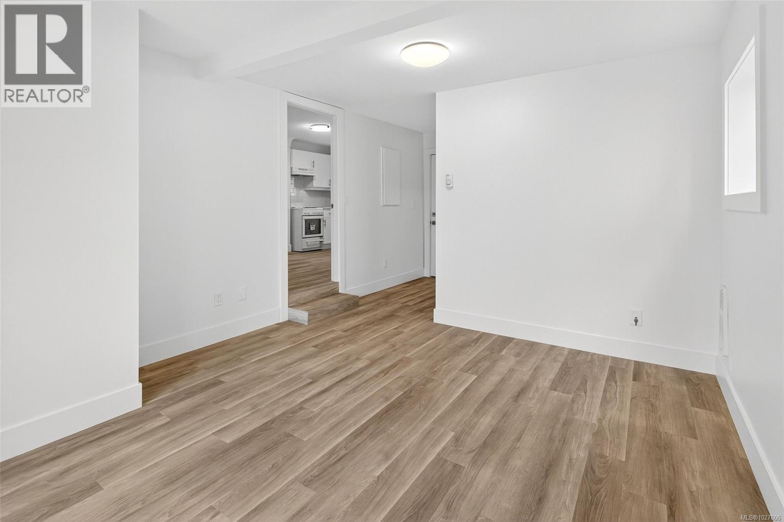 9617 Fourth St, Sidney, British Columbia  V8L 2Y5 - Photo 22 - 1027606