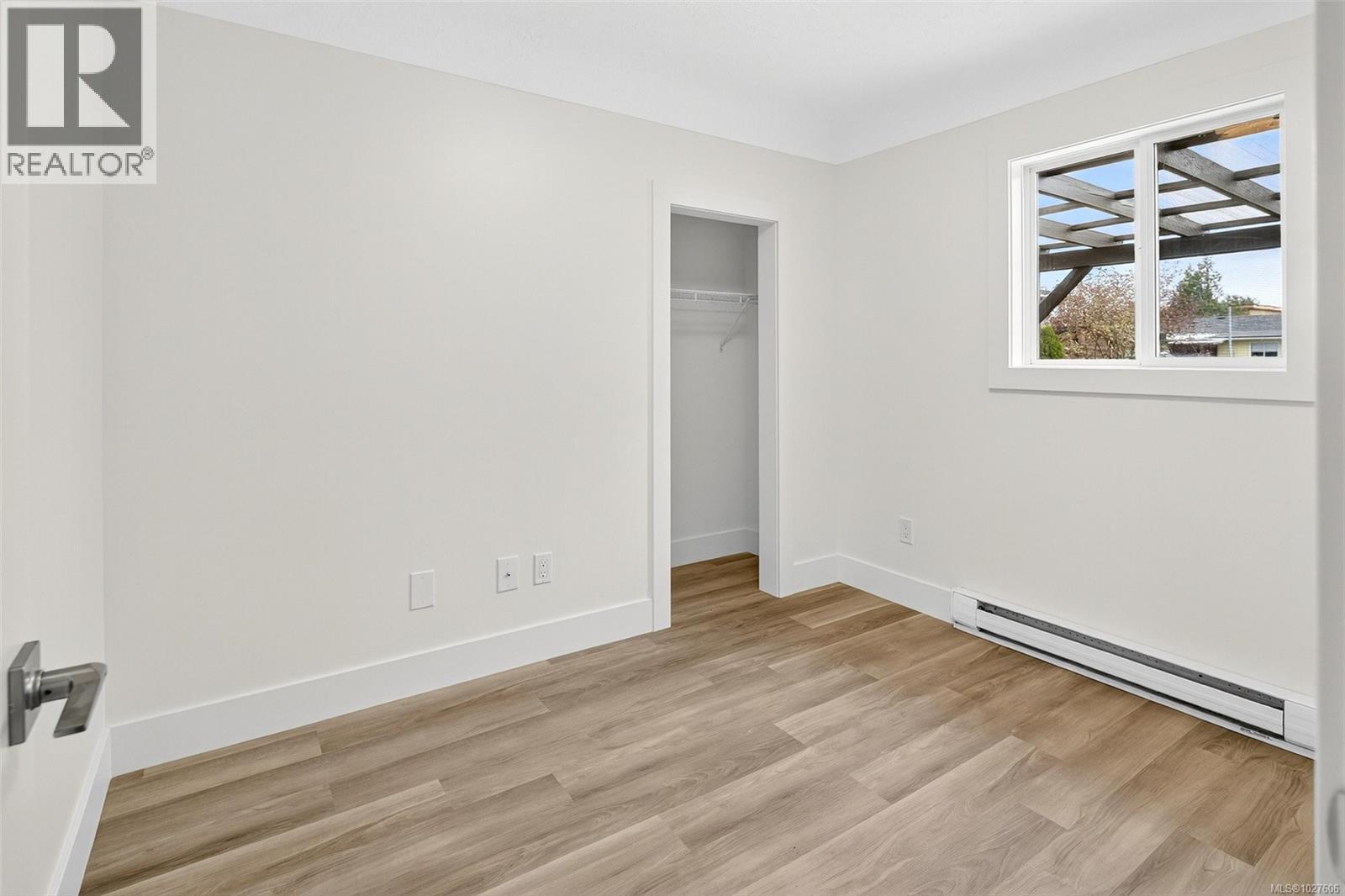 9617 Fourth St, Sidney, British Columbia  V8L 2Y5 - Photo 25 - 1027606