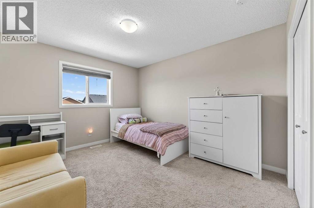 15 Fireside Crescent, Cochrane, Alberta  T4C 2L4 - Photo 33 - A2292524