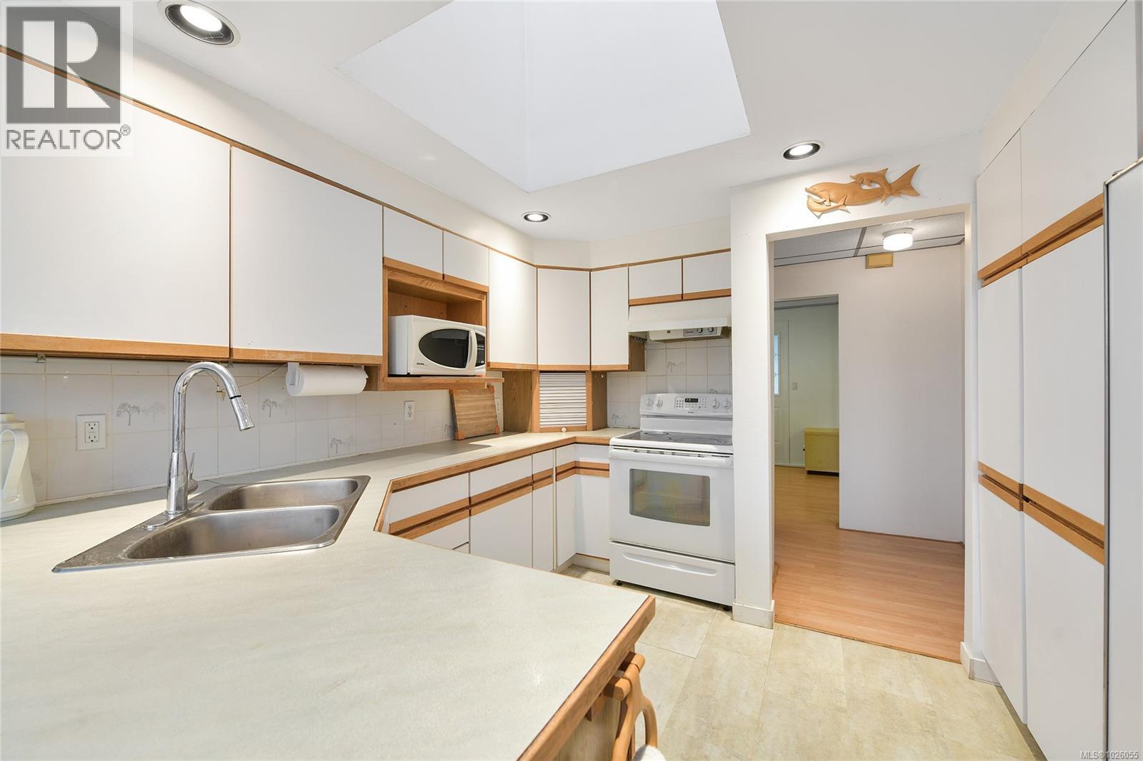 246 Leighton Lane, Mayne Island, British Columbia  V0N 2J2 - Photo 16 - 1026055