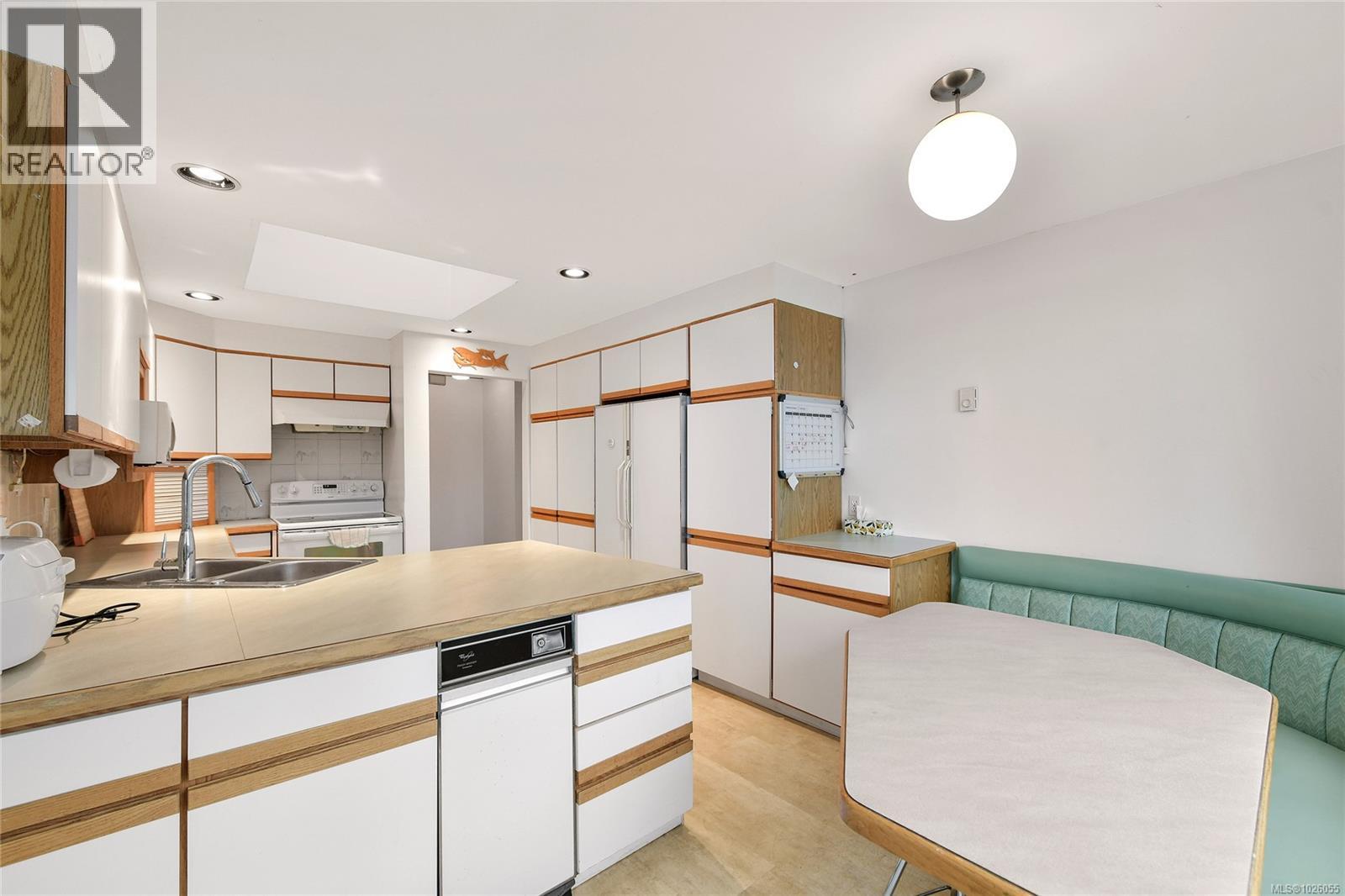 246 Leighton Lane, Mayne Island, British Columbia  V0N 2J2 - Photo 14 - 1026055