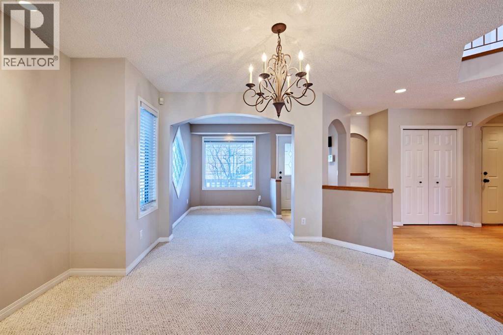 805 Panorama Hills Drive Nw, Calgary, Alberta  T3k 4x4 - Photo 8 - A2283736