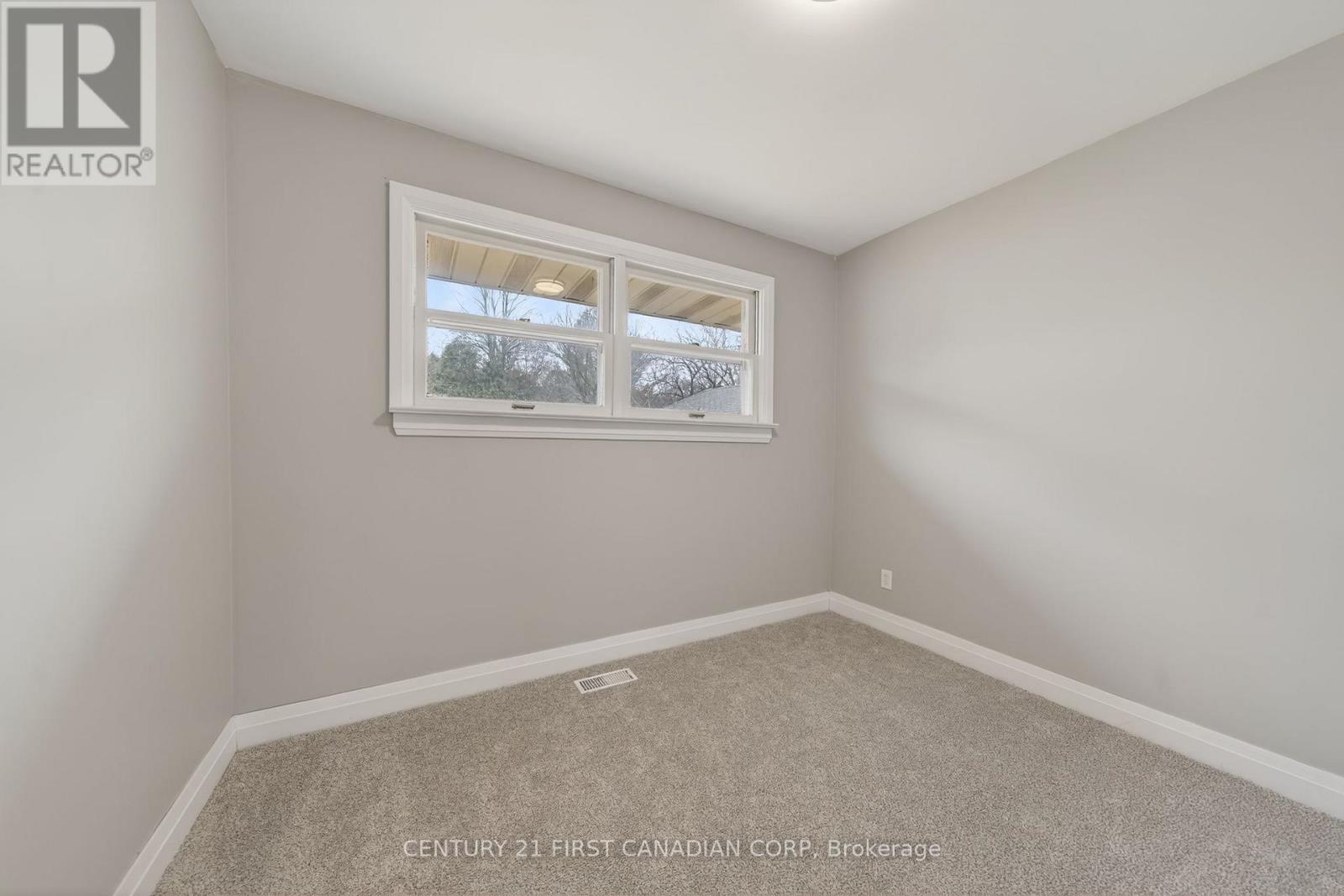 248 Beattie Street, Strathroy-Caradoc, Ontario  N7G 2X3 - Photo 14 - X12876386