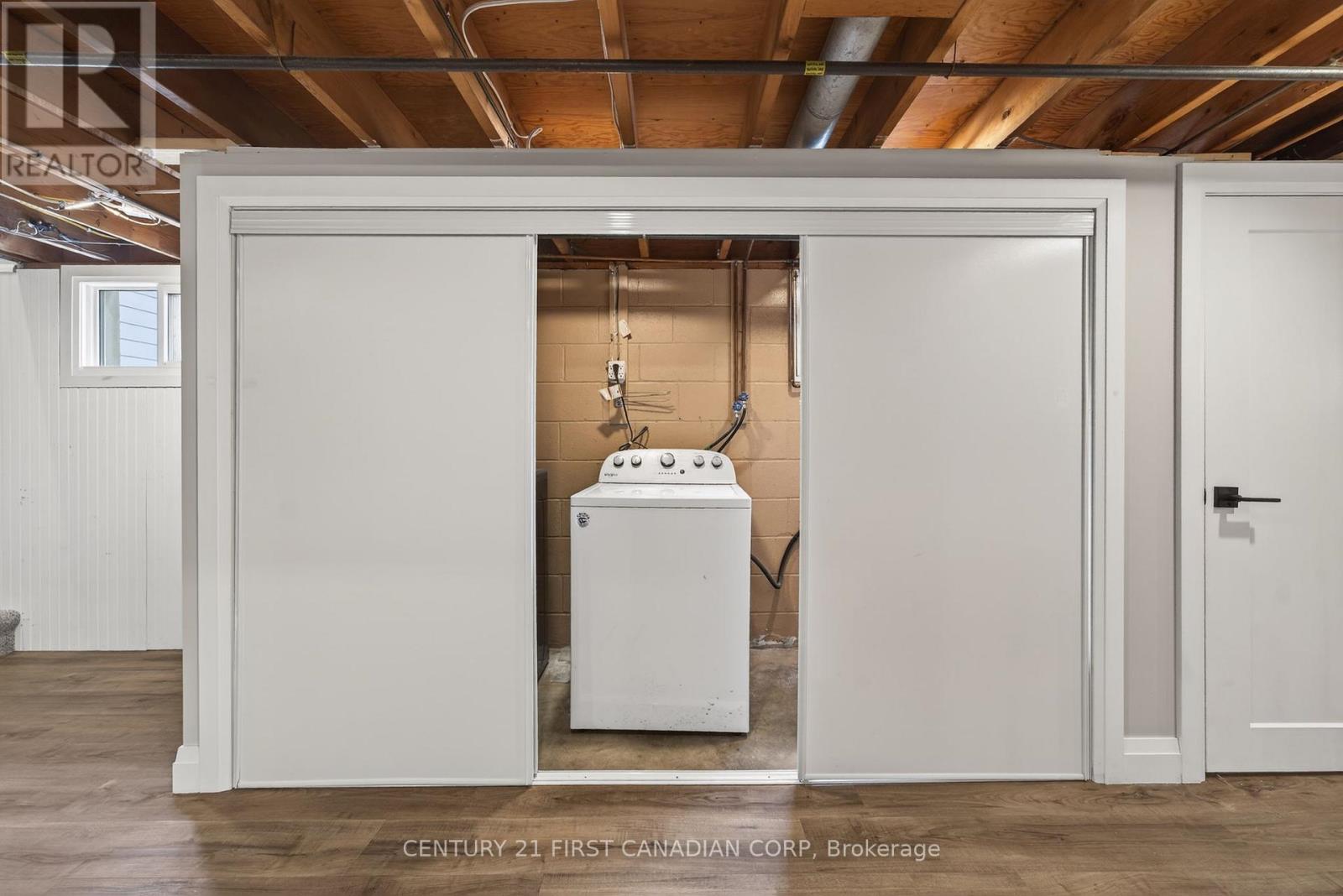 248 Beattie Street, Strathroy-Caradoc, Ontario  N7G 2X3 - Photo 22 - X12876386