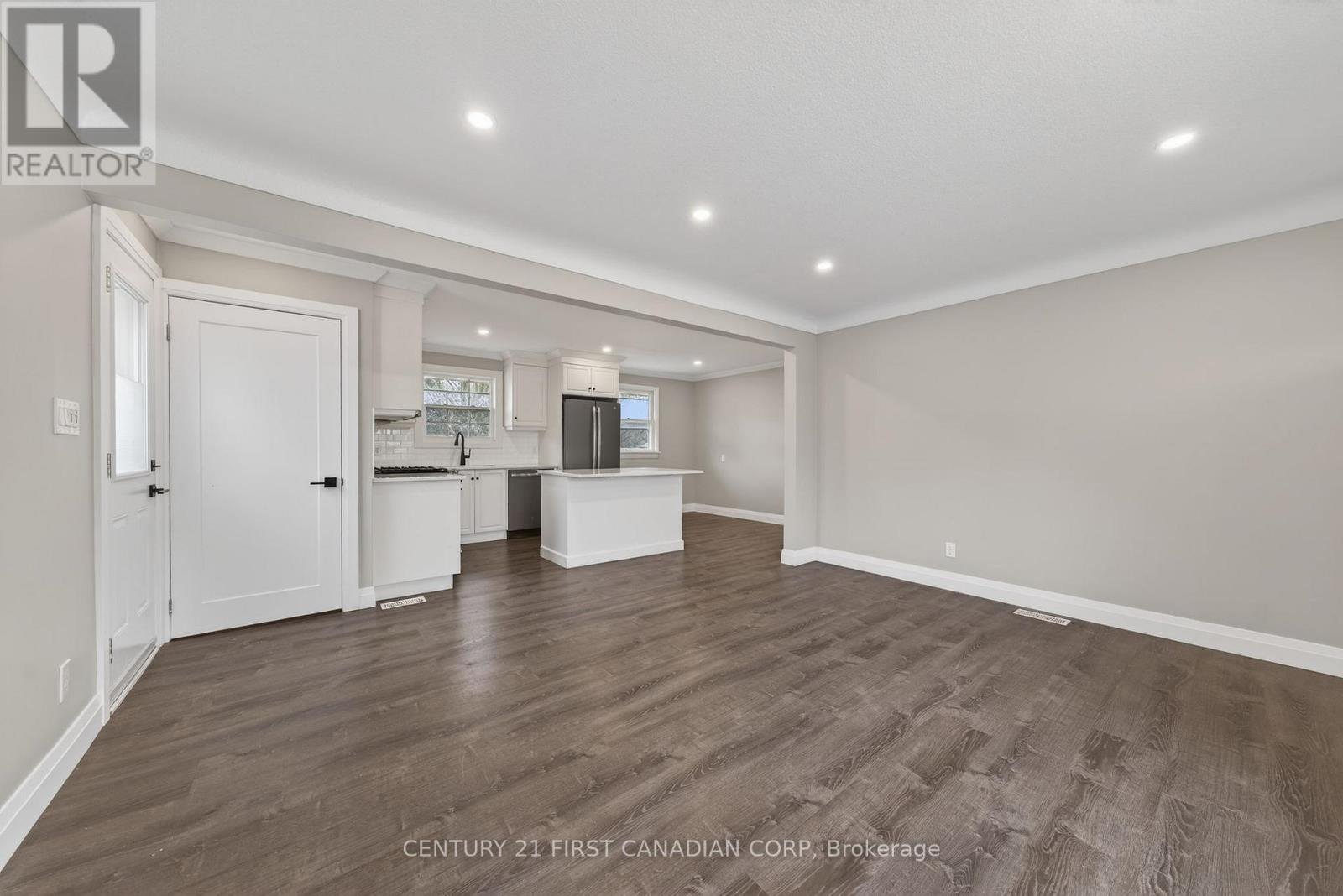 248 Beattie Street, Strathroy-Caradoc, Ontario  N7G 2X3 - Photo 6 - X12876386