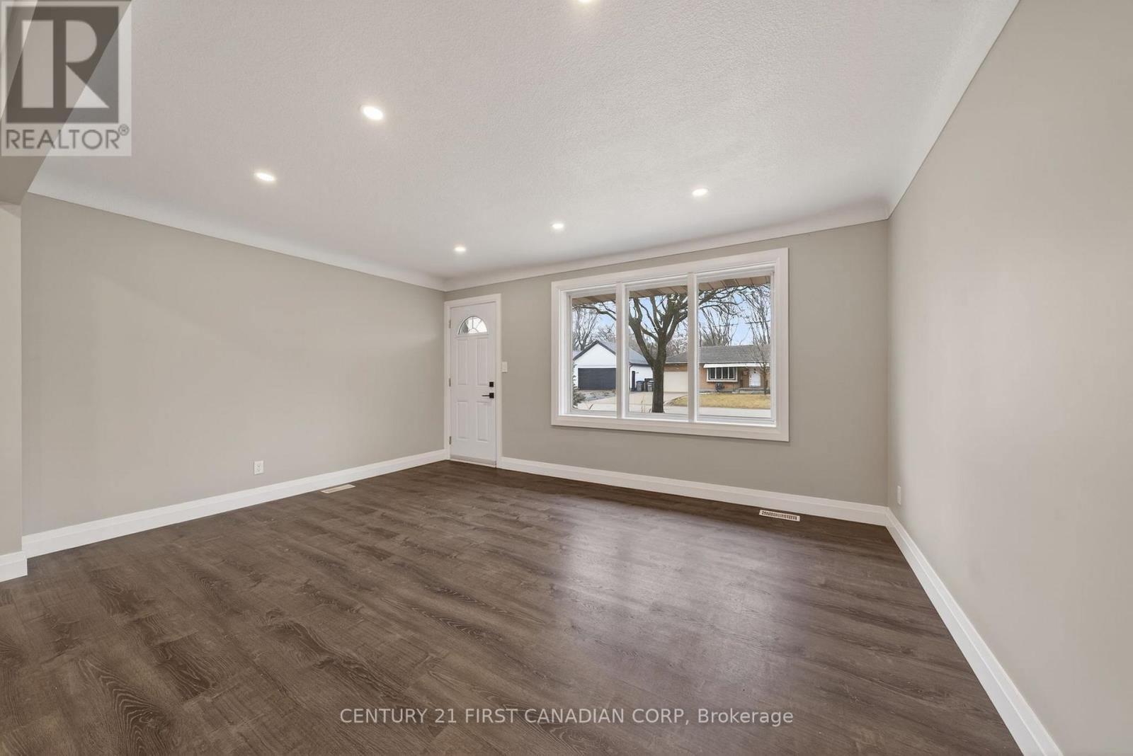 248 Beattie Street, Strathroy-Caradoc, Ontario  N7G 2X3 - Photo 7 - X12876386