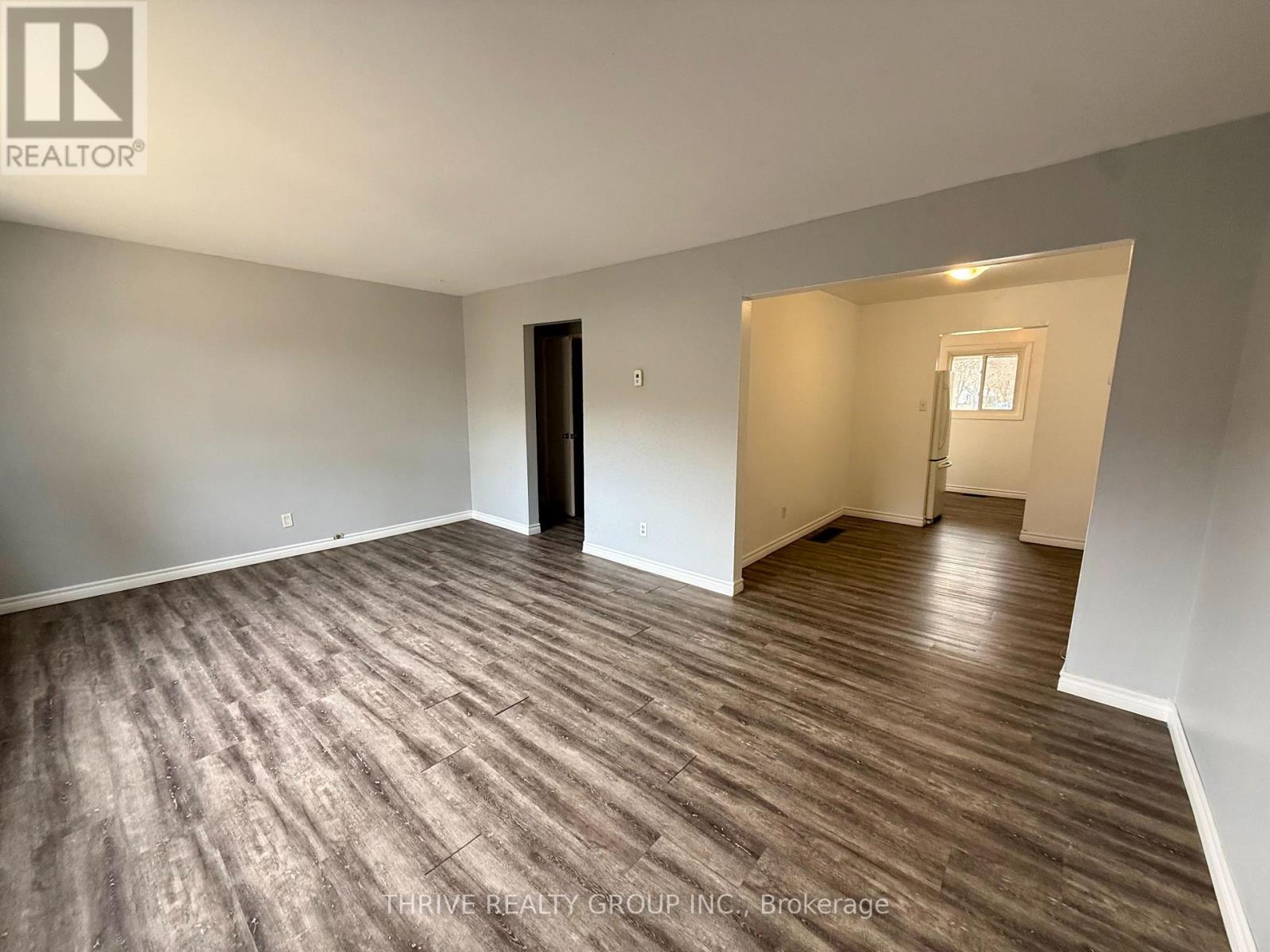 161 Toulon Crescent, London East, Ontario  N5V 1J4 - Photo 4 - X12876432