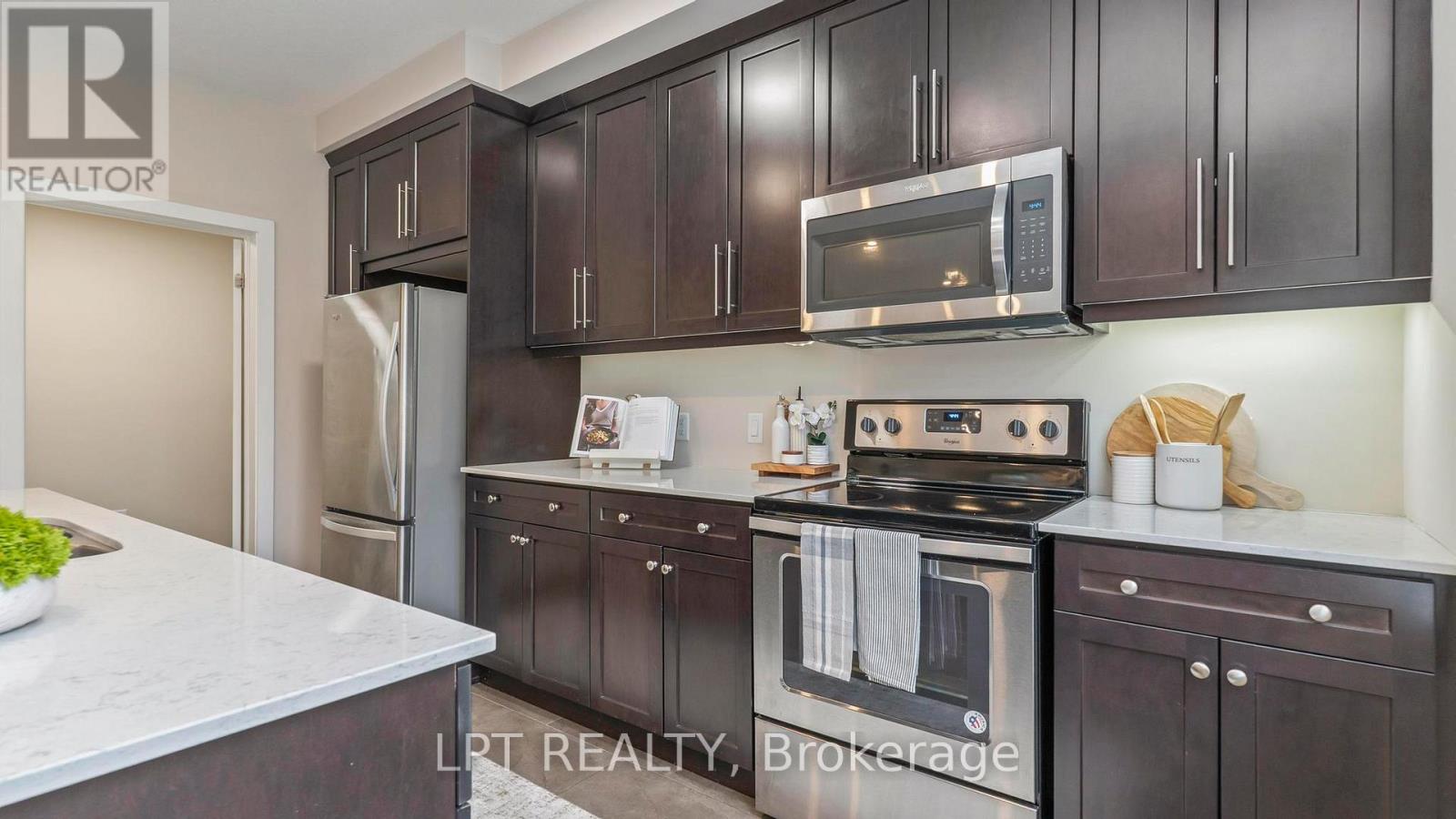 110 - 1960 Dalmagarry Road, London North, Ontario  N6G 0T8 - Photo 14 - X12876438