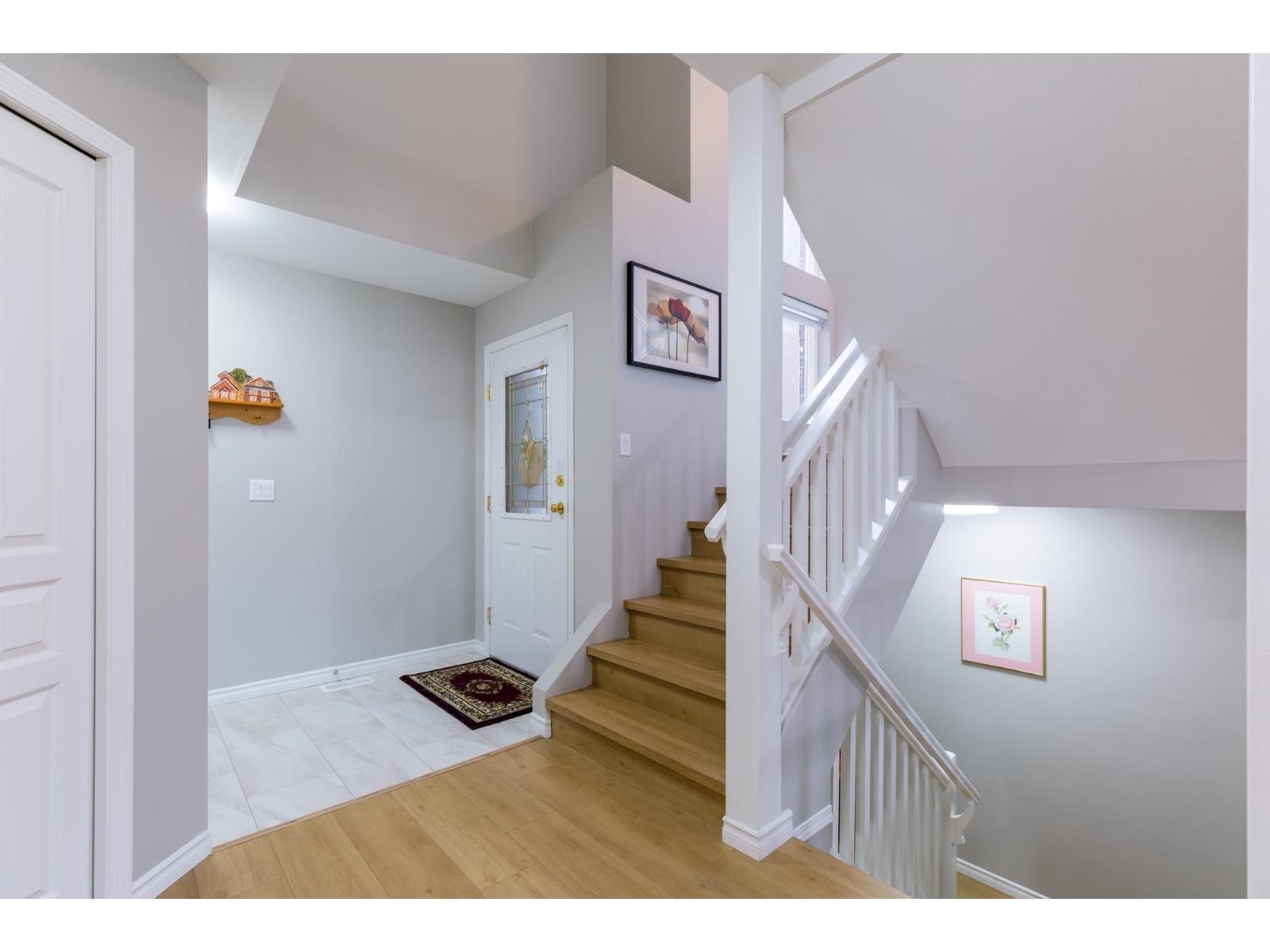 32 2525 Yale Court, Abbotsford, British Columbia  V2S 8G9 - Photo 3 - R3070735