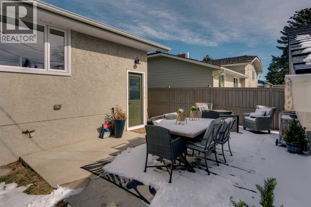 959 Parkwood Way Se, Calgary, Alberta  T2J 3V4 - Photo 32 - A2292806