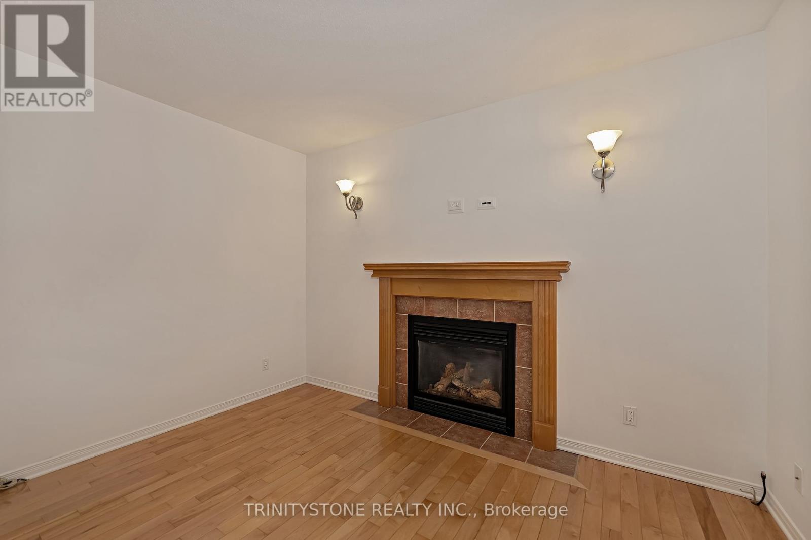 145 Arrowwood Drive, Ottawa, Ontario  K2S 2G3 - Photo 20 - X12876280