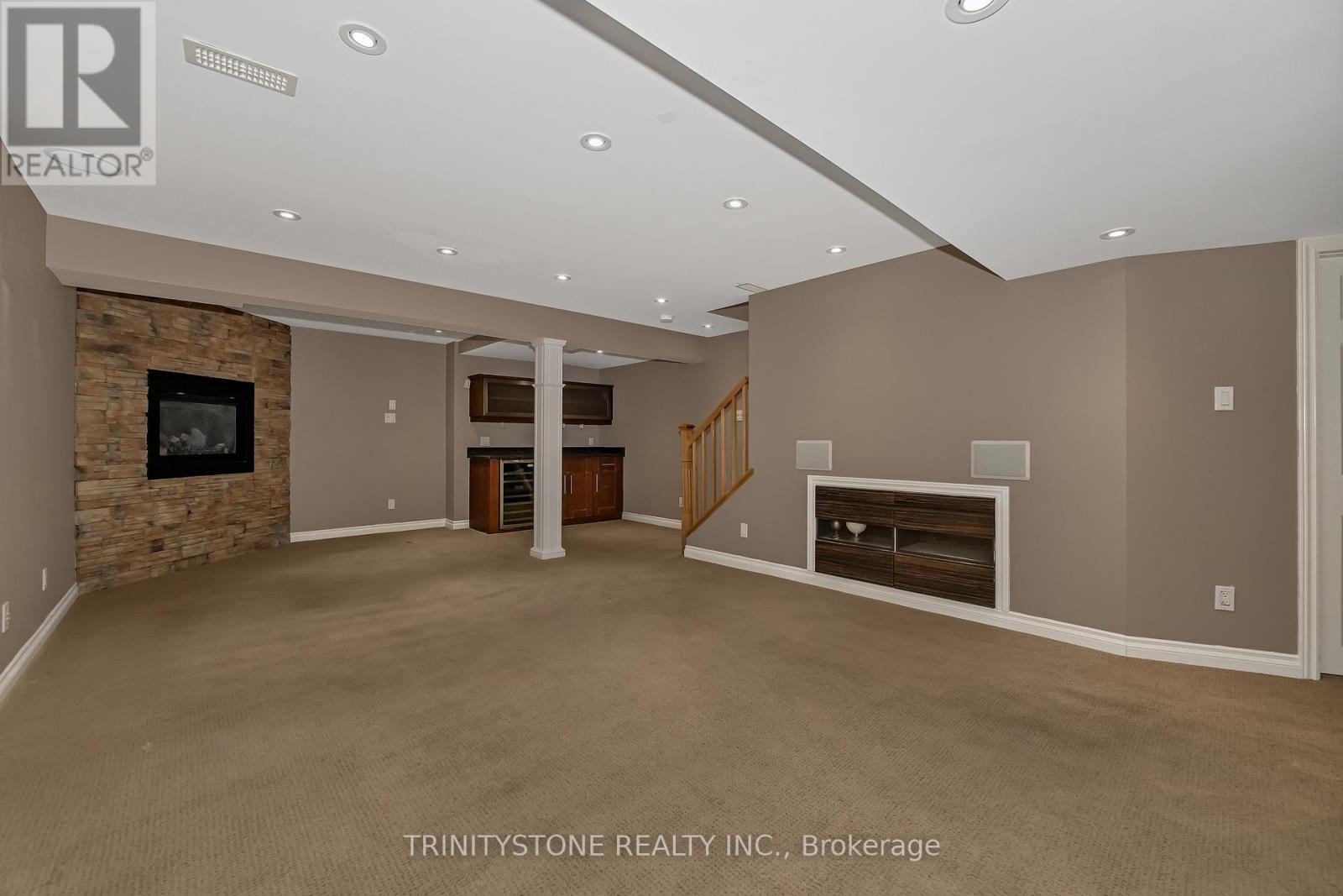 145 Arrowwood Drive, Ottawa, Ontario  K2S 2G3 - Photo 38 - X12876280