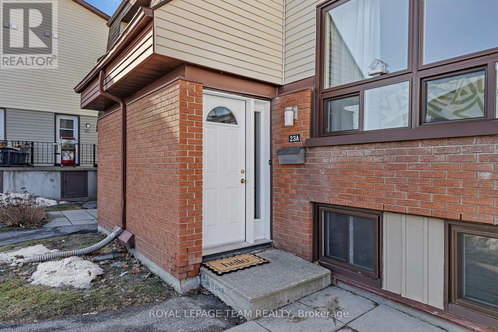 23a Woodvale Green, Ottawa, Ontario  K2G 4H3 - Photo 3 - X12876316