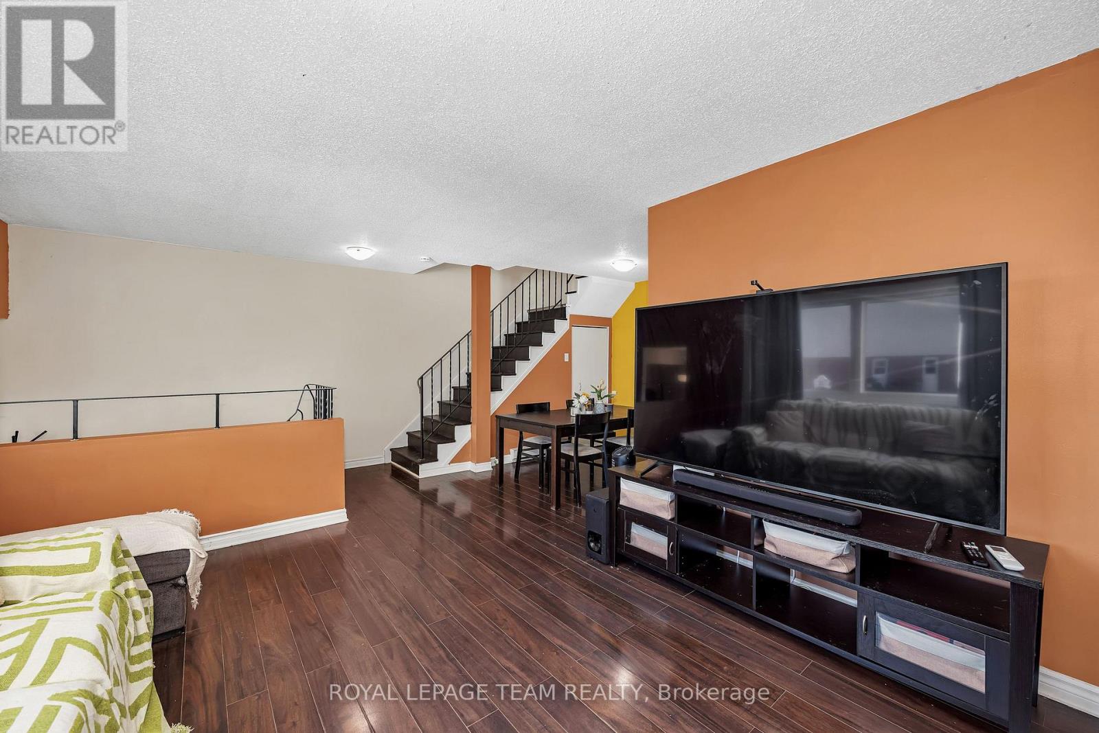 23a Woodvale Green, Ottawa, Ontario  K2G 4H3 - Photo 8 - X12876316