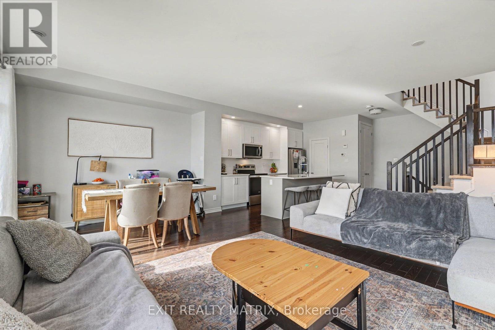 800 Cap Diamant Way, Ottawa, Ontario  K4A 1J8 - Photo 4 - X12876328