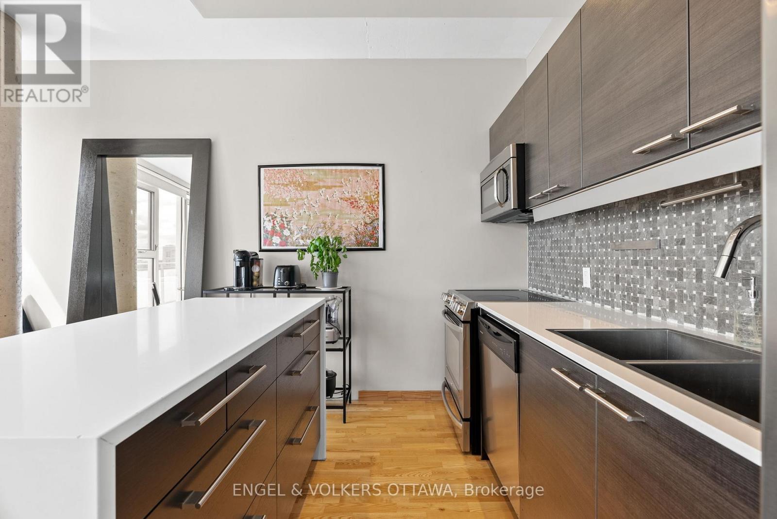 823 - 349 Mcleod Street, Ottawa, Ontario  K2P 0S1 - Photo 7 - X12876436