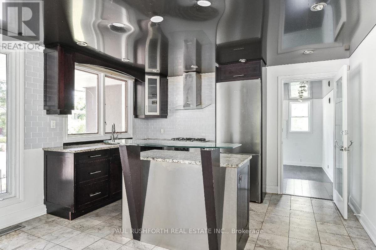 10 Cedar Road, Ottawa, Ontario  K1J 6L4 - Photo 12 - X12876442