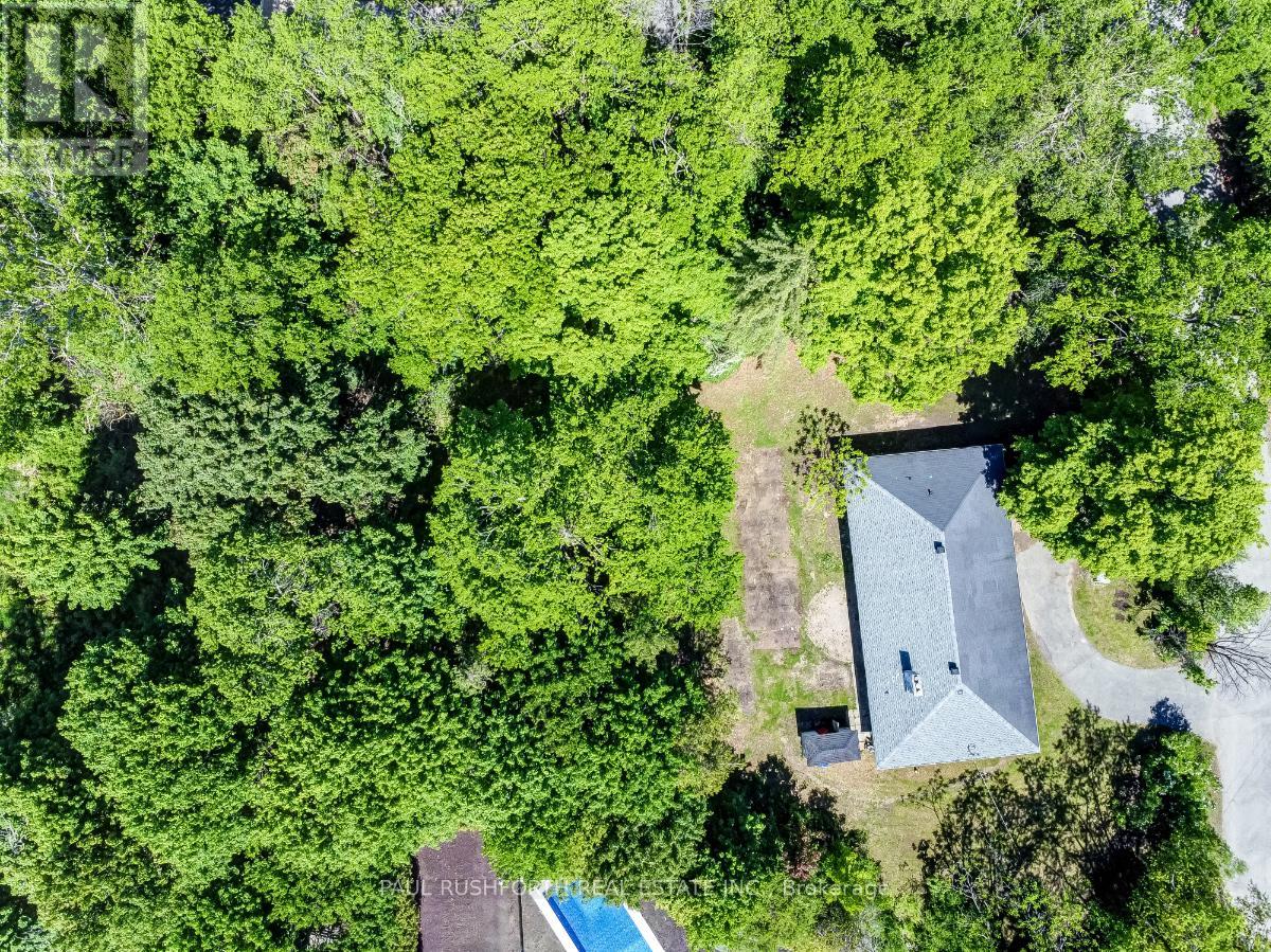 10 Cedar Road, Ottawa, Ontario  K1J 6L4 - Photo 32 - X12876442