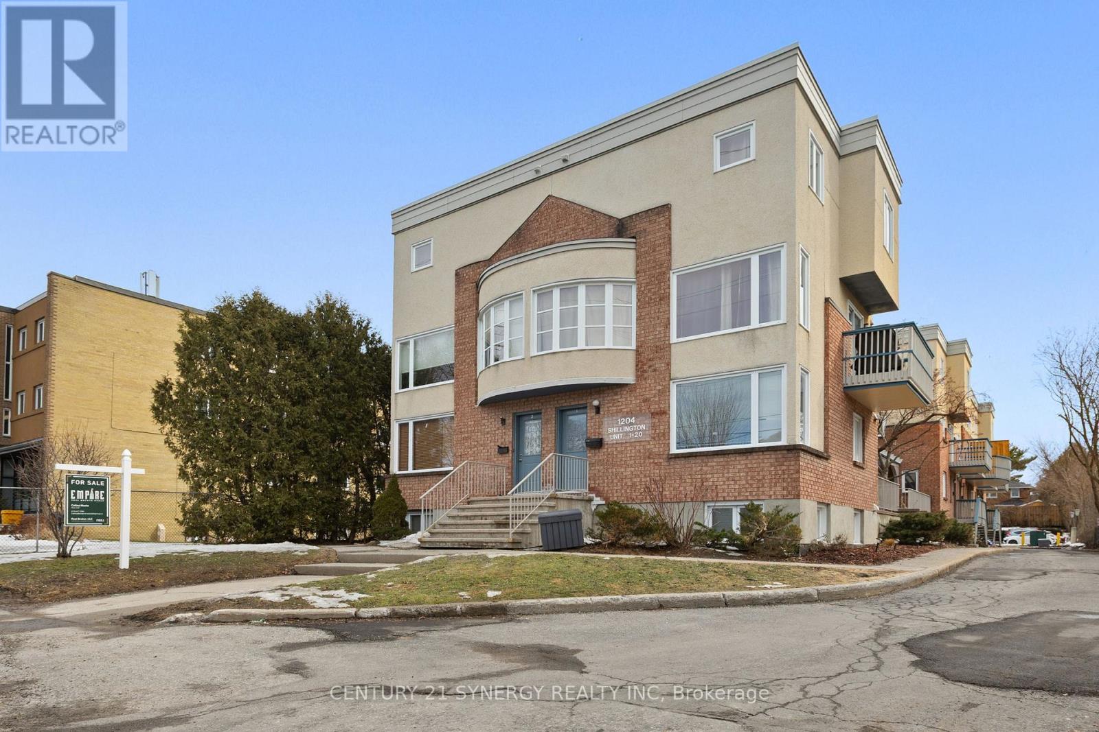 8 - 1204 Shillington Avenue, Ottawa, Ontario  K1Z 7Z4 - Photo 2 - X12876452