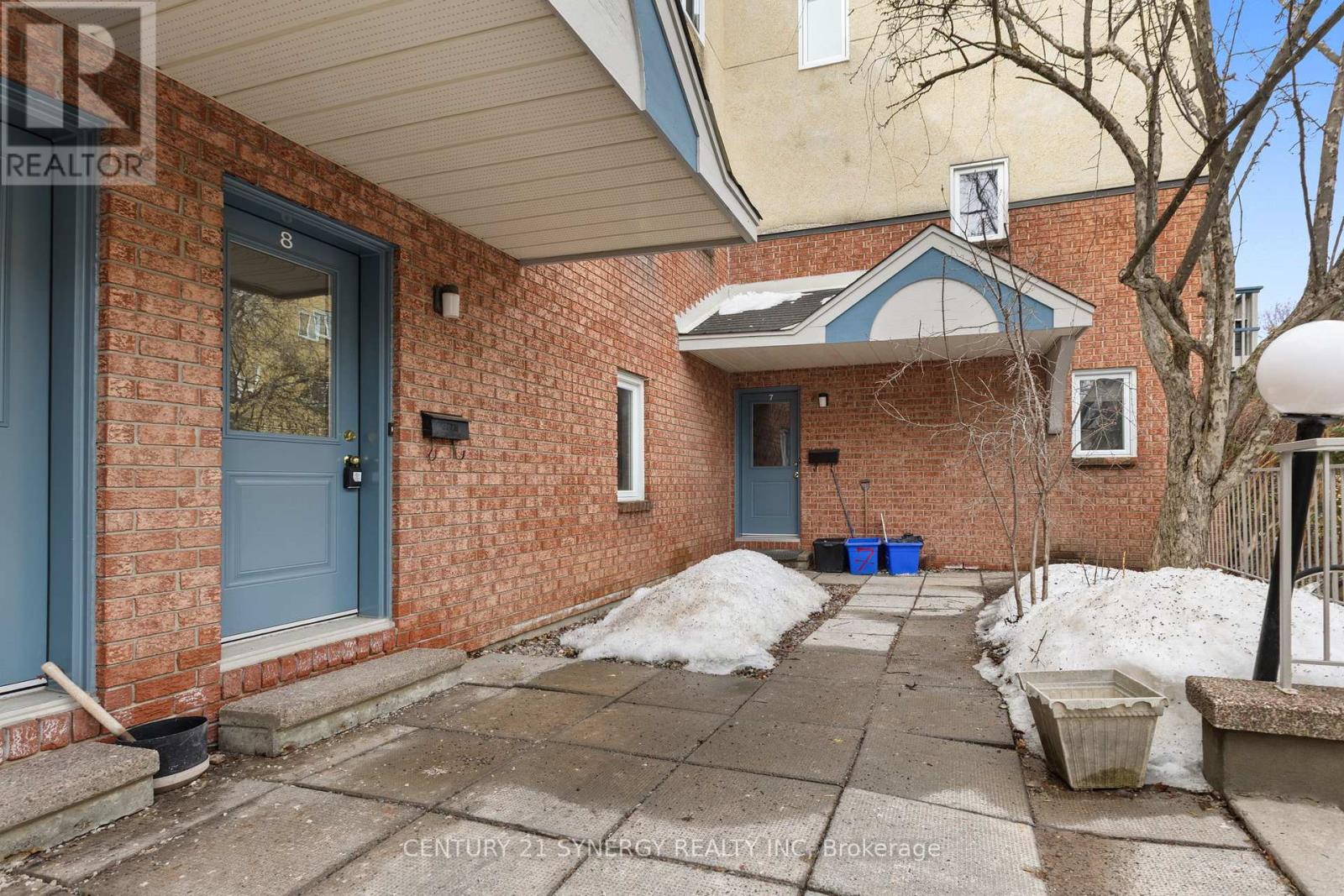 8 - 1204 Shillington Avenue, Ottawa, Ontario  K1Z 7Z4 - Photo 4 - X12876452