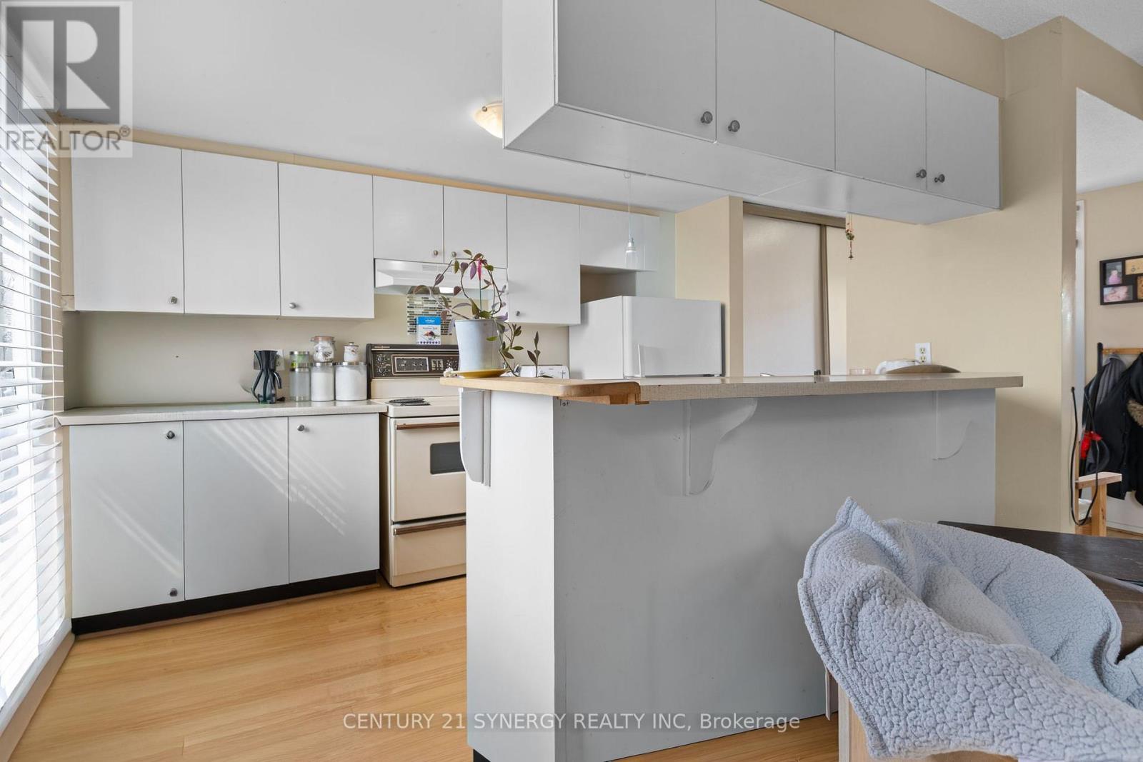 8 - 1204 Shillington Avenue, Ottawa, Ontario  K1Z 7Z4 - Photo 7 - X12876452