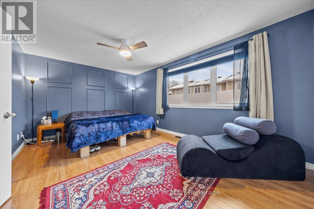 1137 Chimney Hill Way, Ottawa, Ontario  K1J 8Z7 - Photo 27 - X12876480