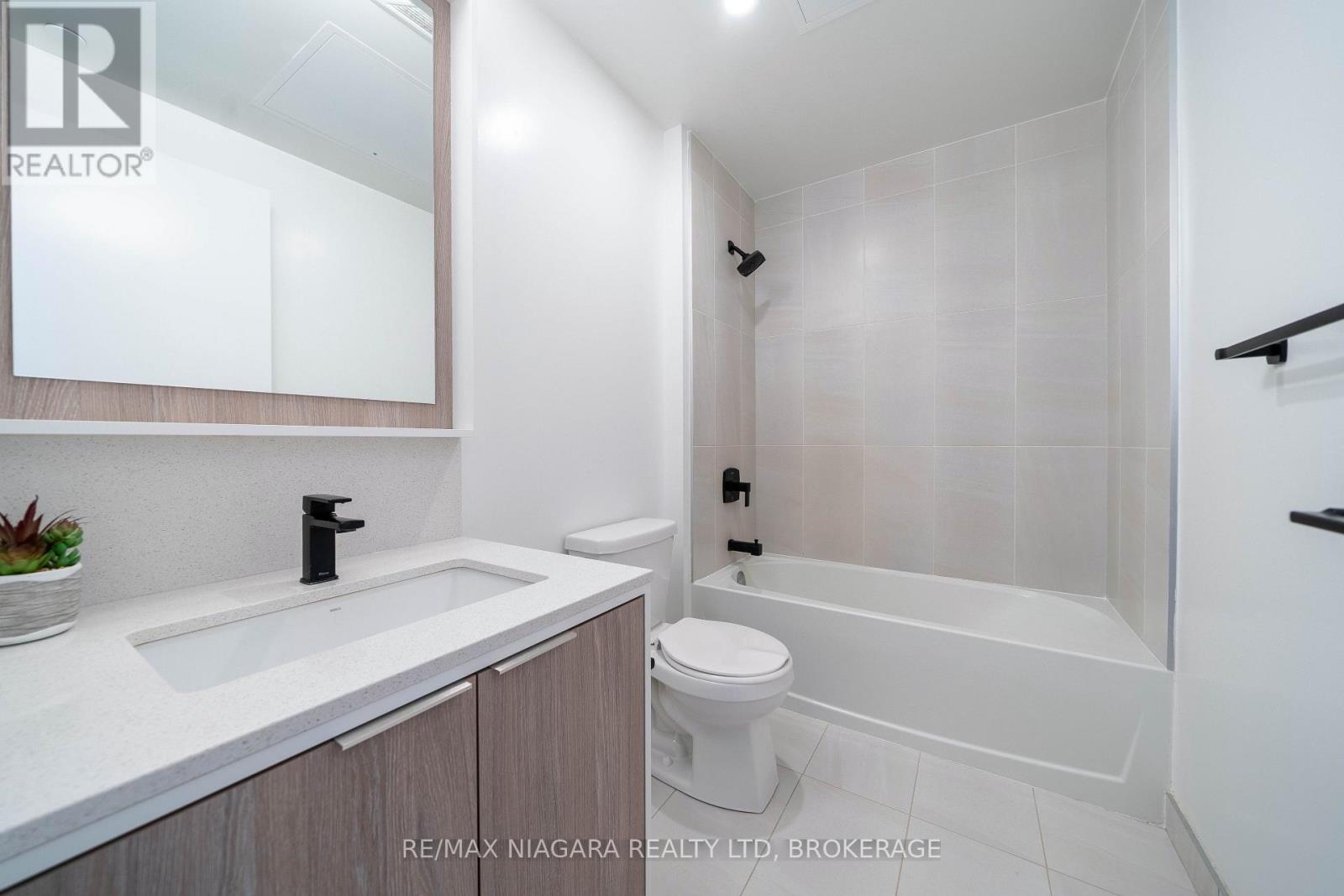 2611 - 36 Zorra Street, Toronto (Islington-City Centre West), Ontario  M8Z 0G5 - Photo 13 - W12876456