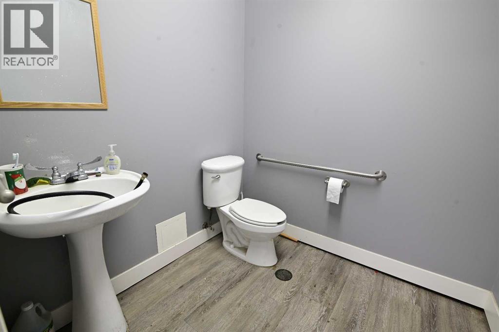 12, 2110 41 Avenue Ne, Calgary, Alberta  T2E 8Z7 - Photo 7 - A2292427