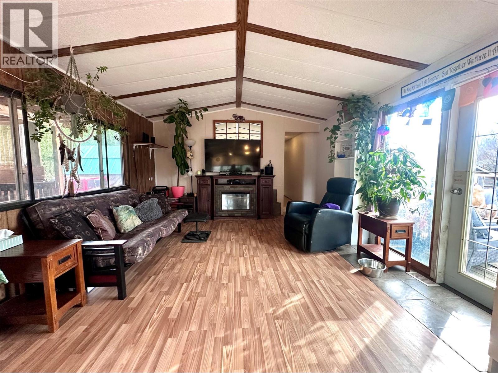 1040 Wild Orchard Lane, Castlegar, British Columbia  V1N 4L1 - Photo 12 - 10379153