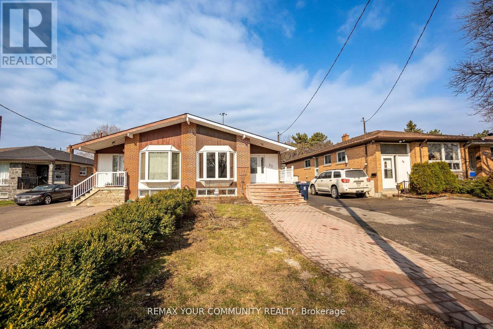 32 MARBURY CRESCENT, toronto (parkwoods-donalda), Ontario