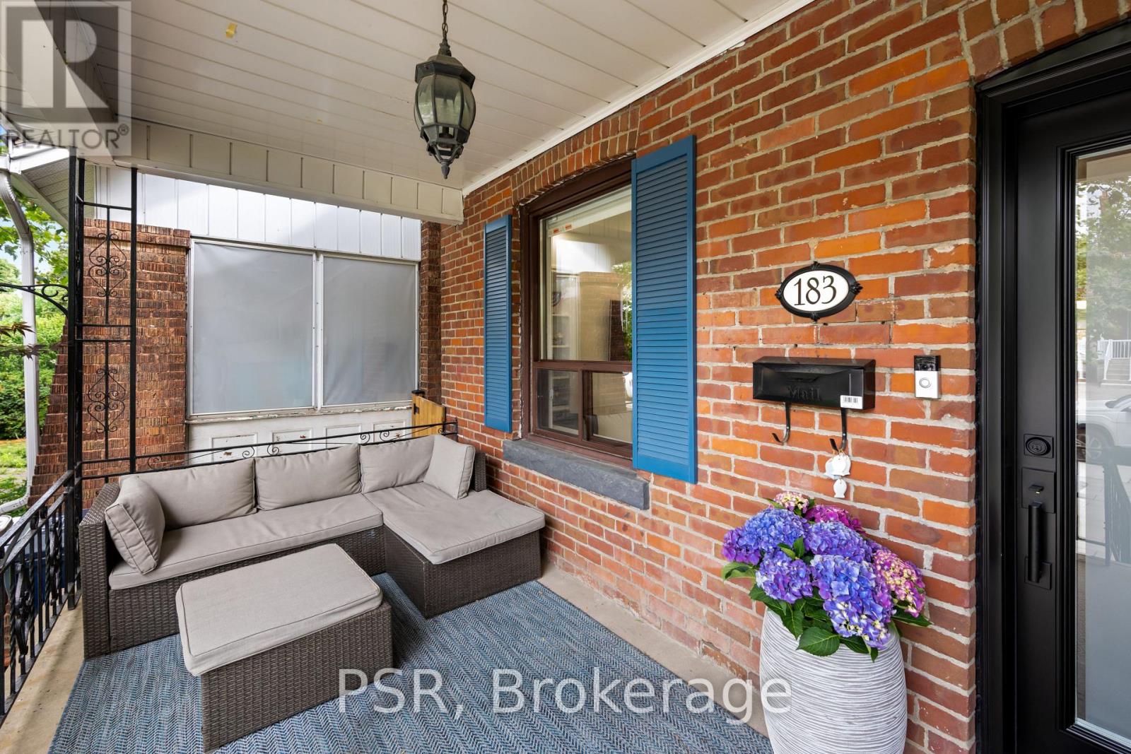 Main & Upper Floors - 183 Westmount Avenue, Toronto (Oakwood Village), Ontario  M6E 3M6 - Photo 3 - C12876312