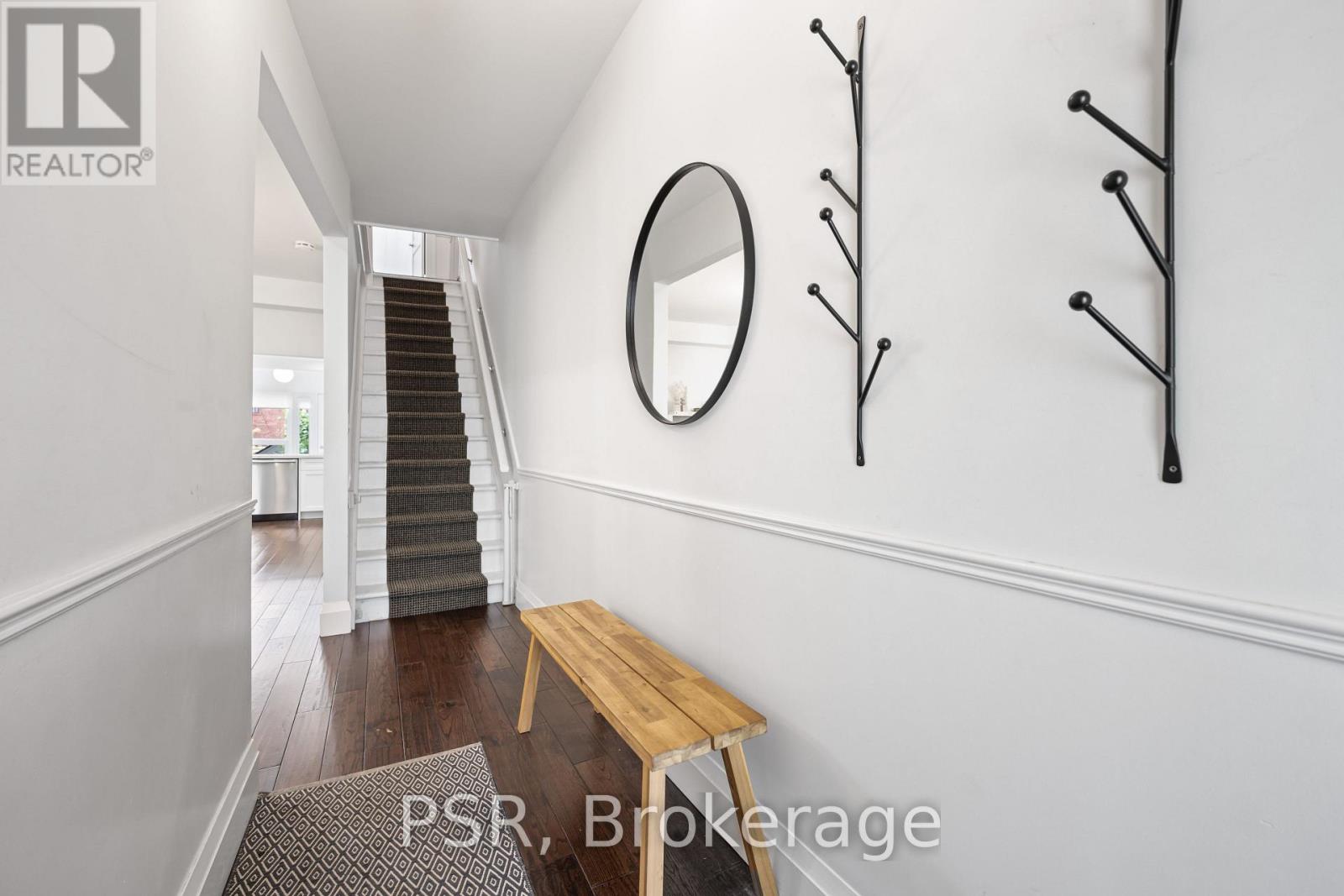 Main & Upper Floors - 183 Westmount Avenue, Toronto (Oakwood Village), Ontario  M6E 3M6 - Photo 5 - C12876312