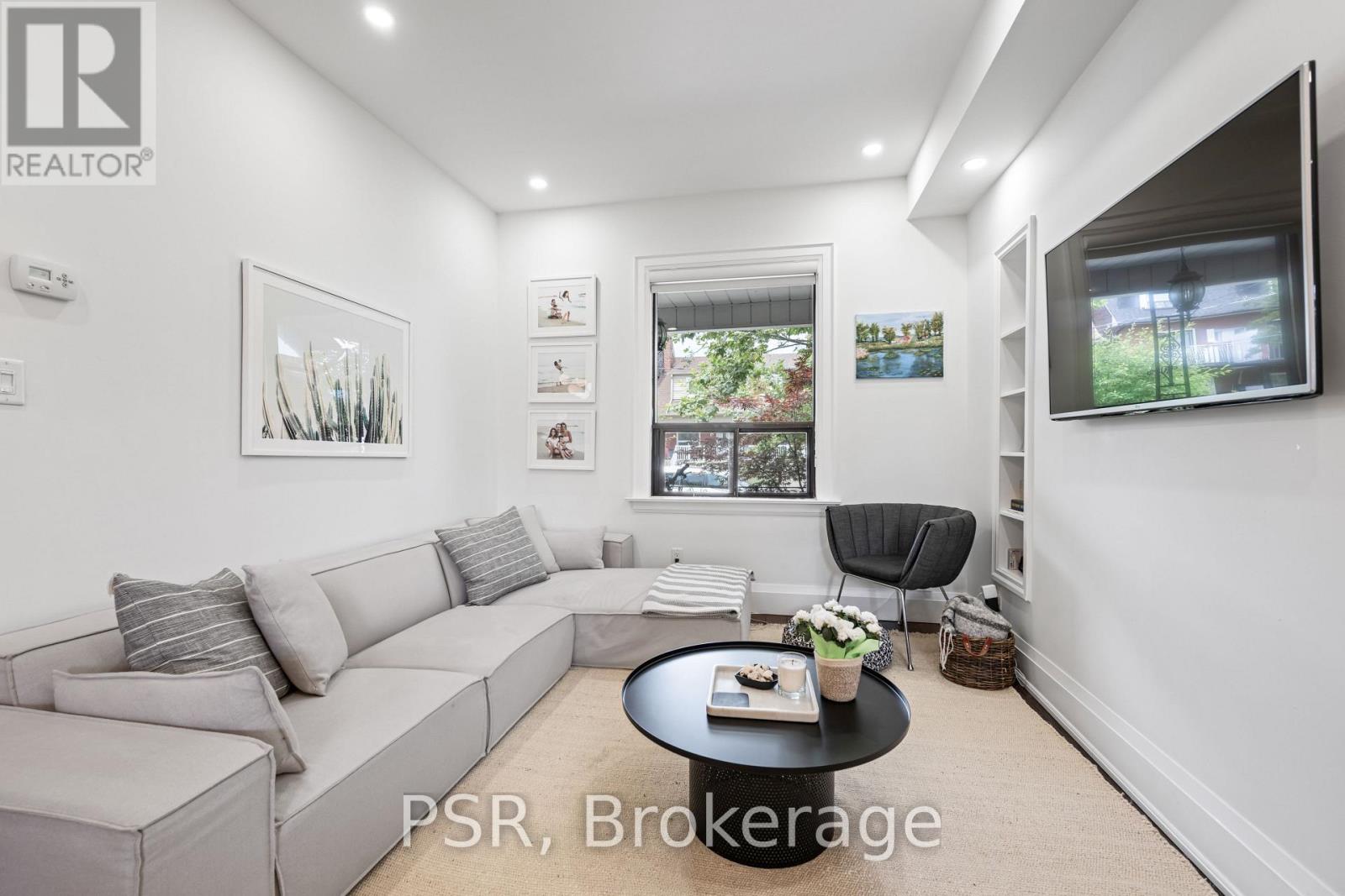 Main & Upper Floors - 183 Westmount Avenue, Toronto (Oakwood Village), Ontario  M6E 3M6 - Photo 7 - C12876312